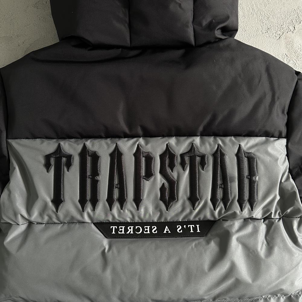 Trapstar Decoded Puffer Jacket - Grey/Black Ironleague
