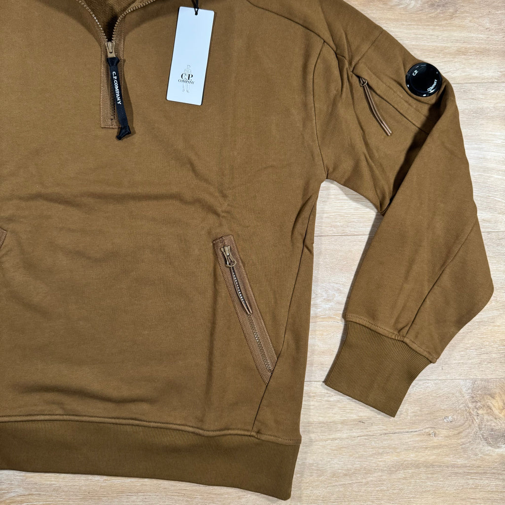 CP Company Diagonal Raised Half-Zipped Lens Sweatshirt in Toffee Ironleague