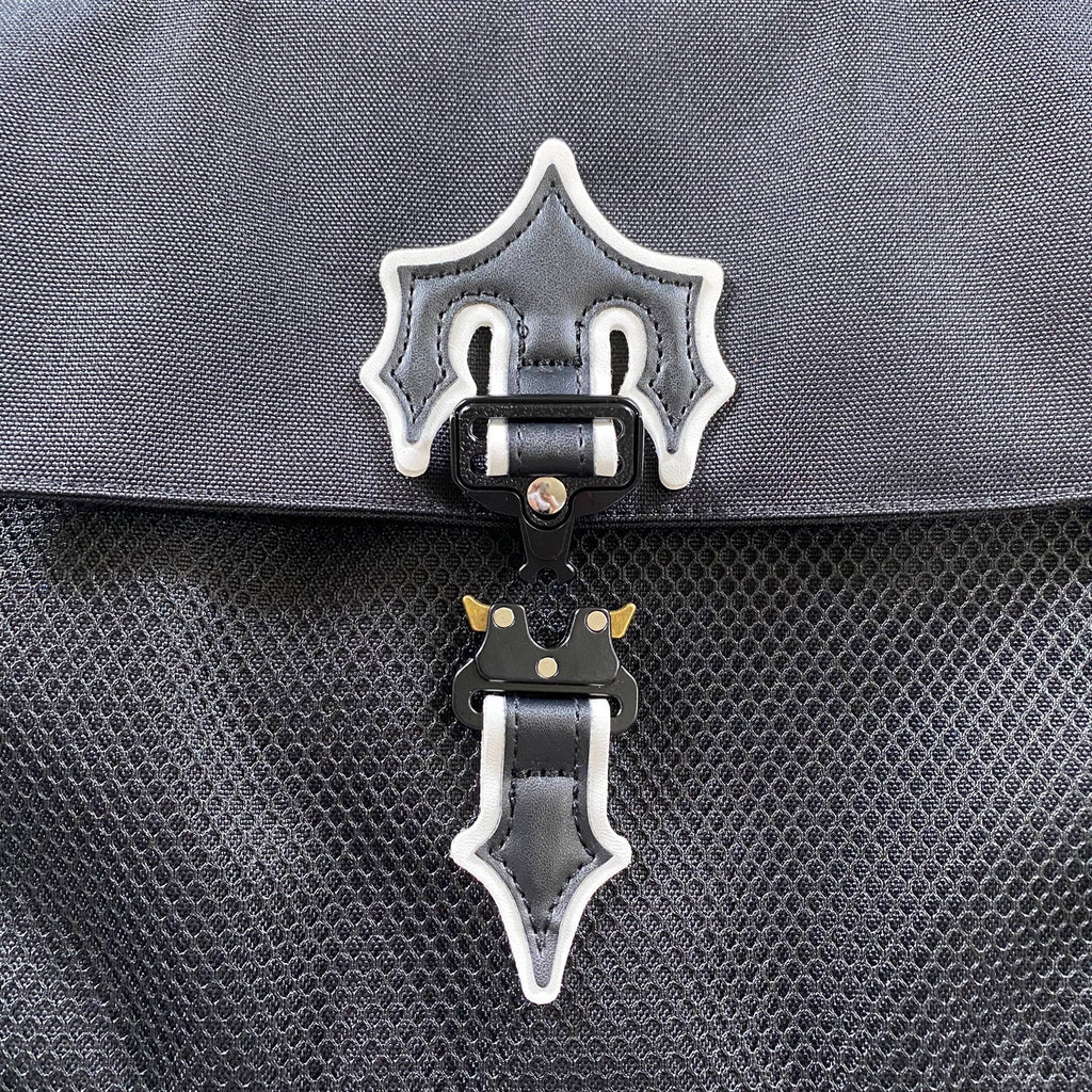 Trapstar Messenger Bag 2.0 - Black/White Ironleague