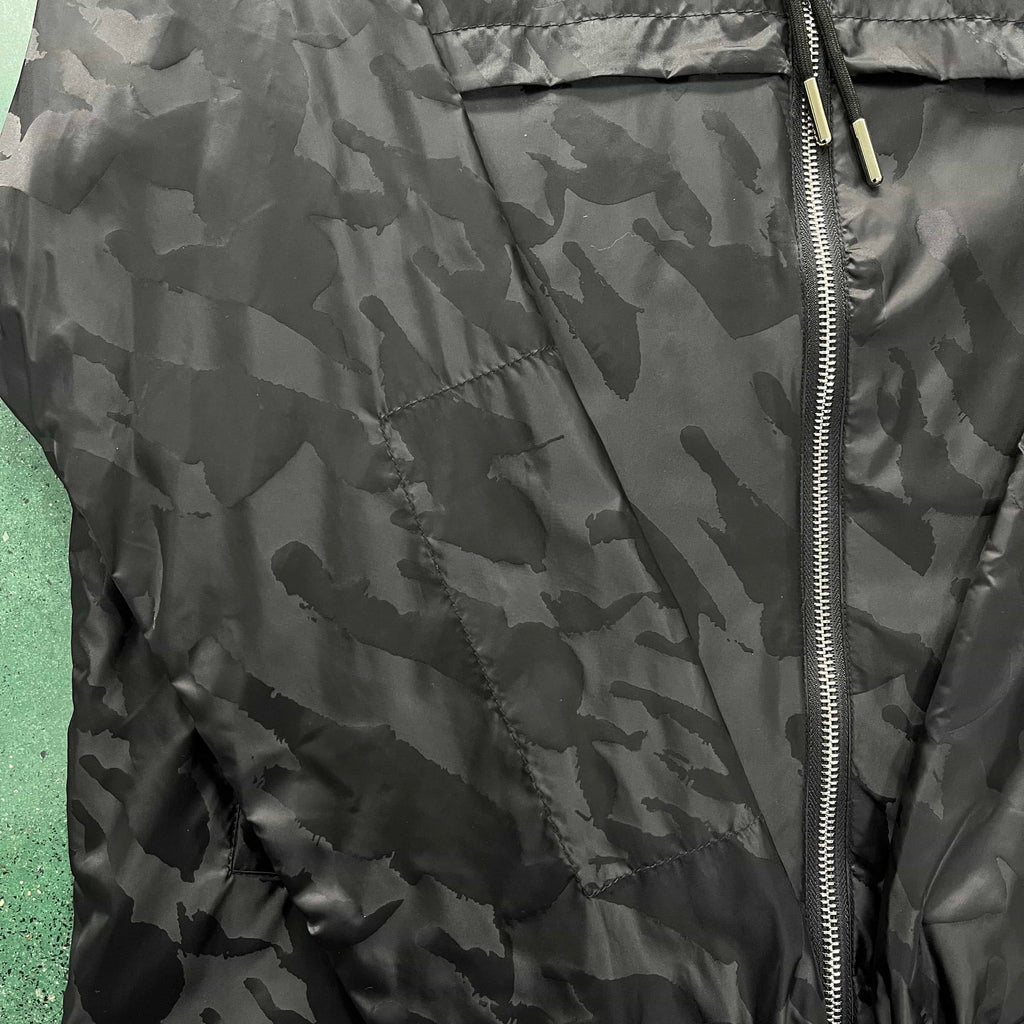 Trapstar Irongate T Jacquard Windbreaker - Black/Blue Ironleague