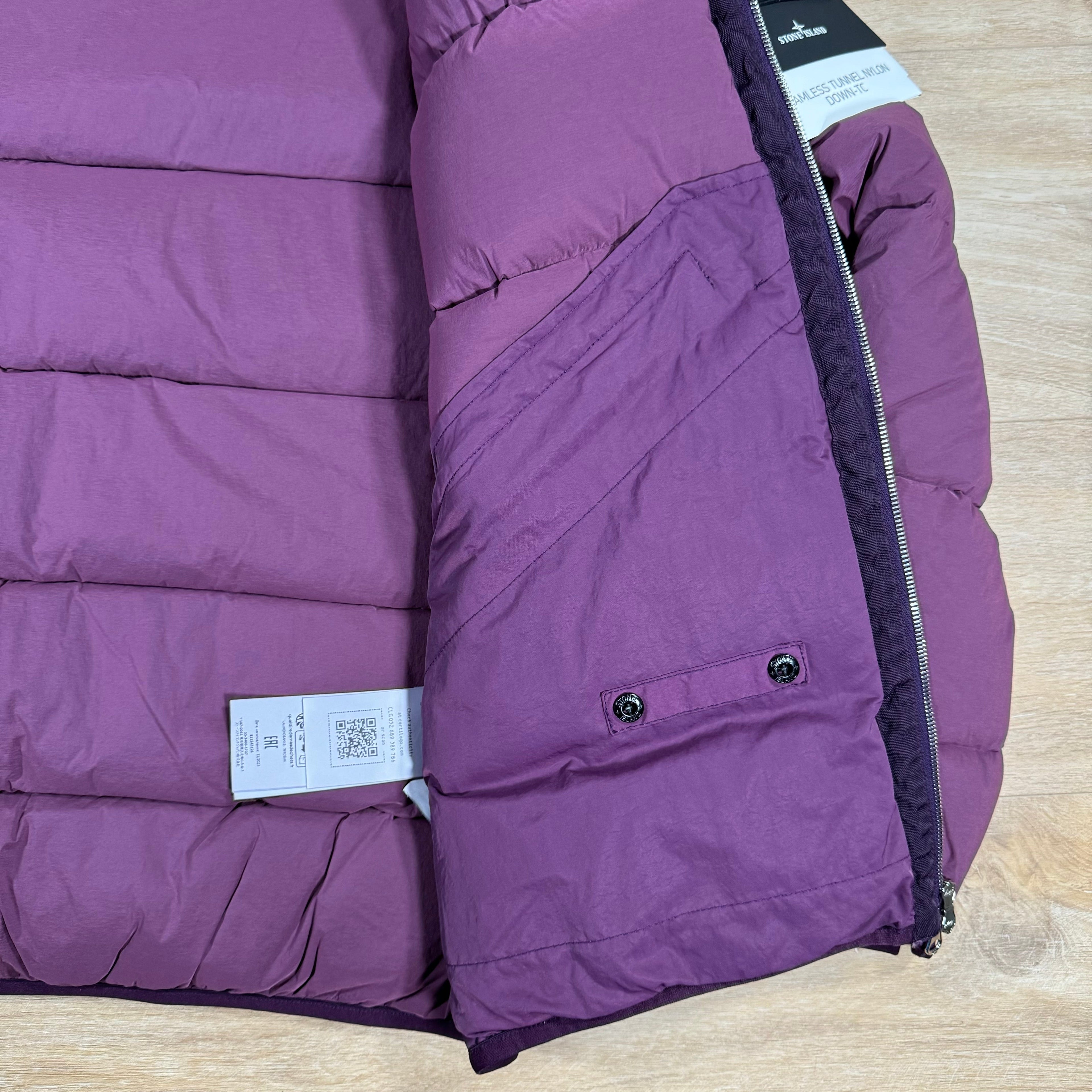 Stone Island Seamless Tunnel Down-TC Jacket in Burgundy Ironleague