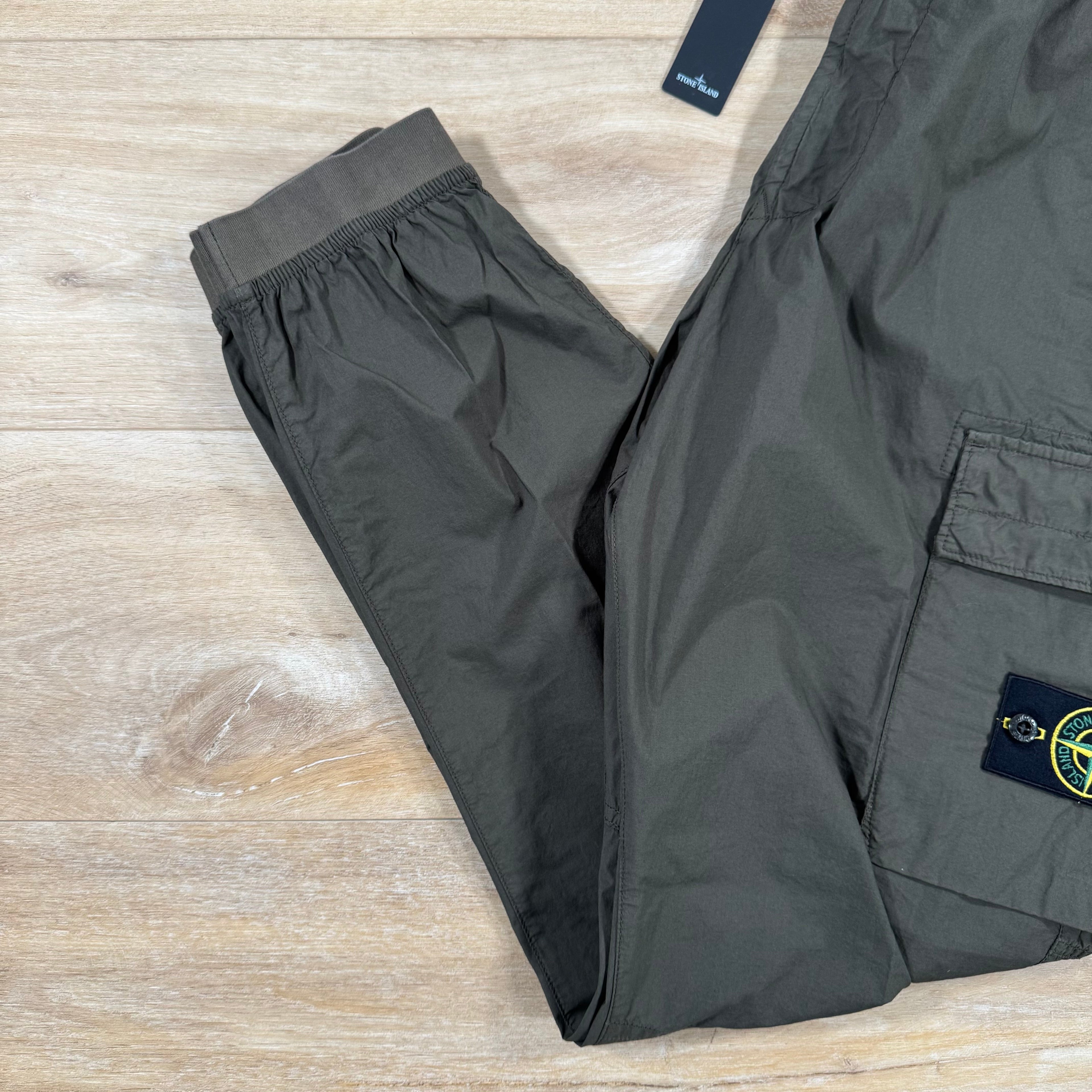 Stone Island Stretch Cotton Tela Cargo Pants in Military Green Ironleague