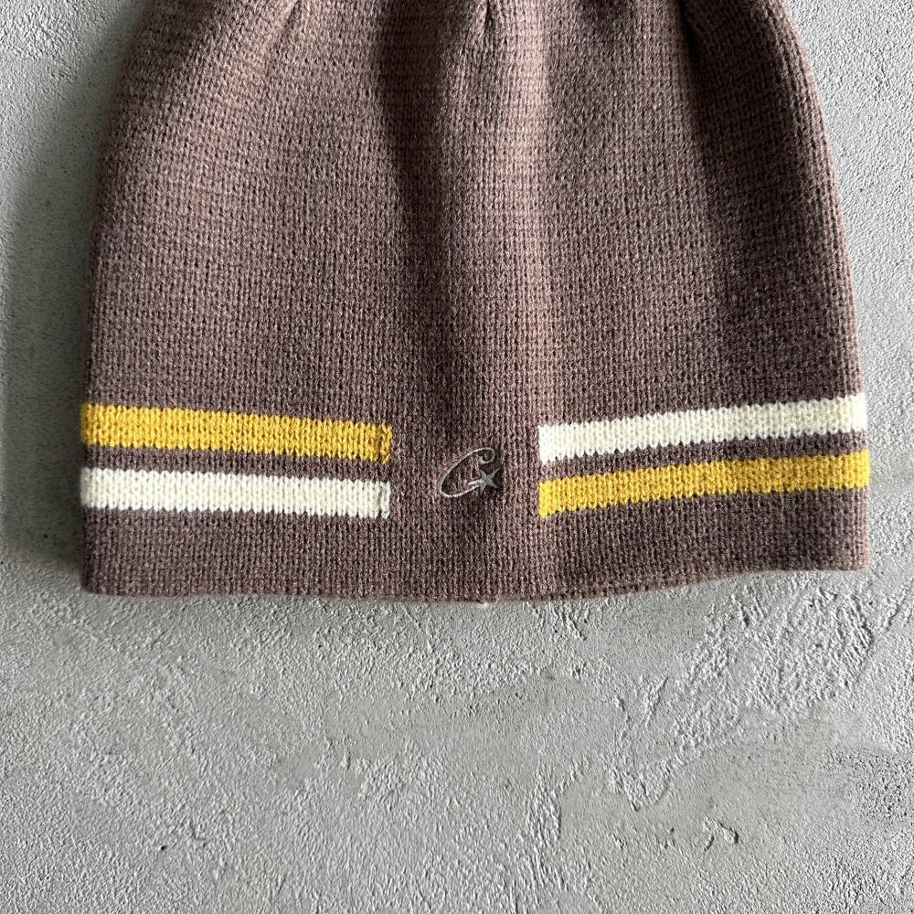 Corteiz Knit Stripe Beanie - Brown Ironleague