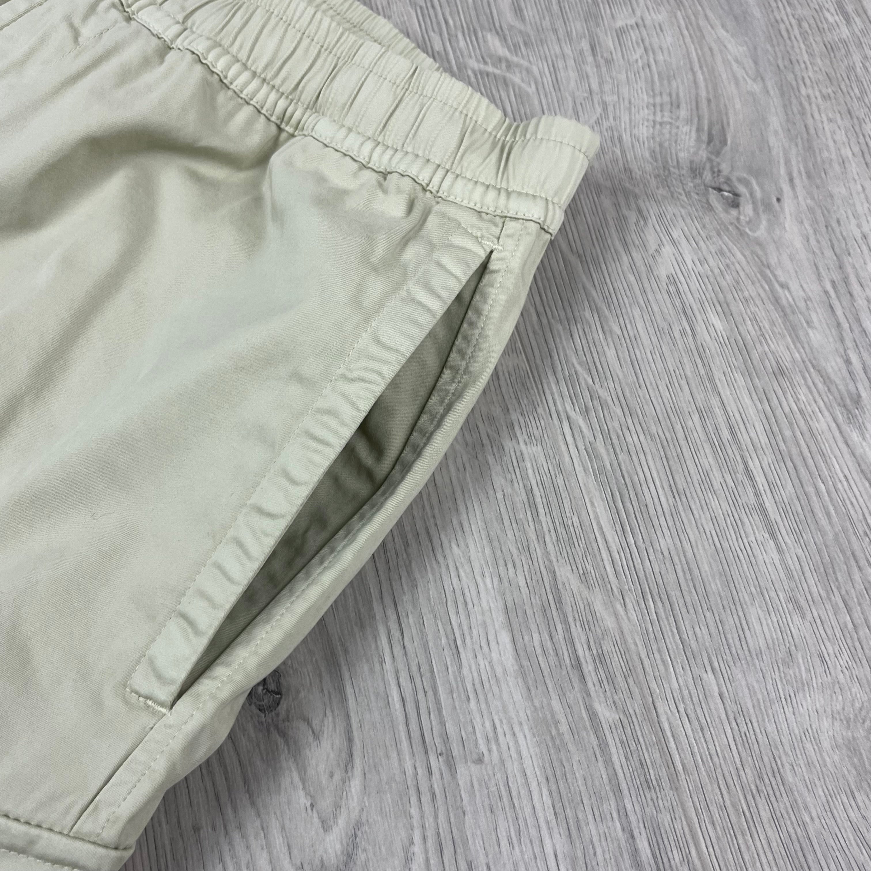 Stone Island Cargo Shorts - Sand Ironleague