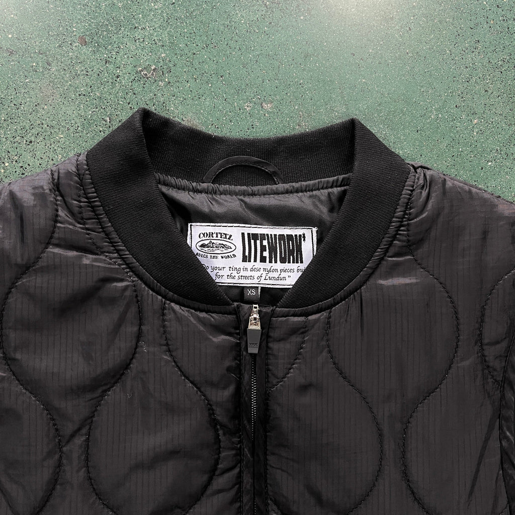 Corteiz Guerillaz Lightweight Quilted Vest - Black Ironleague