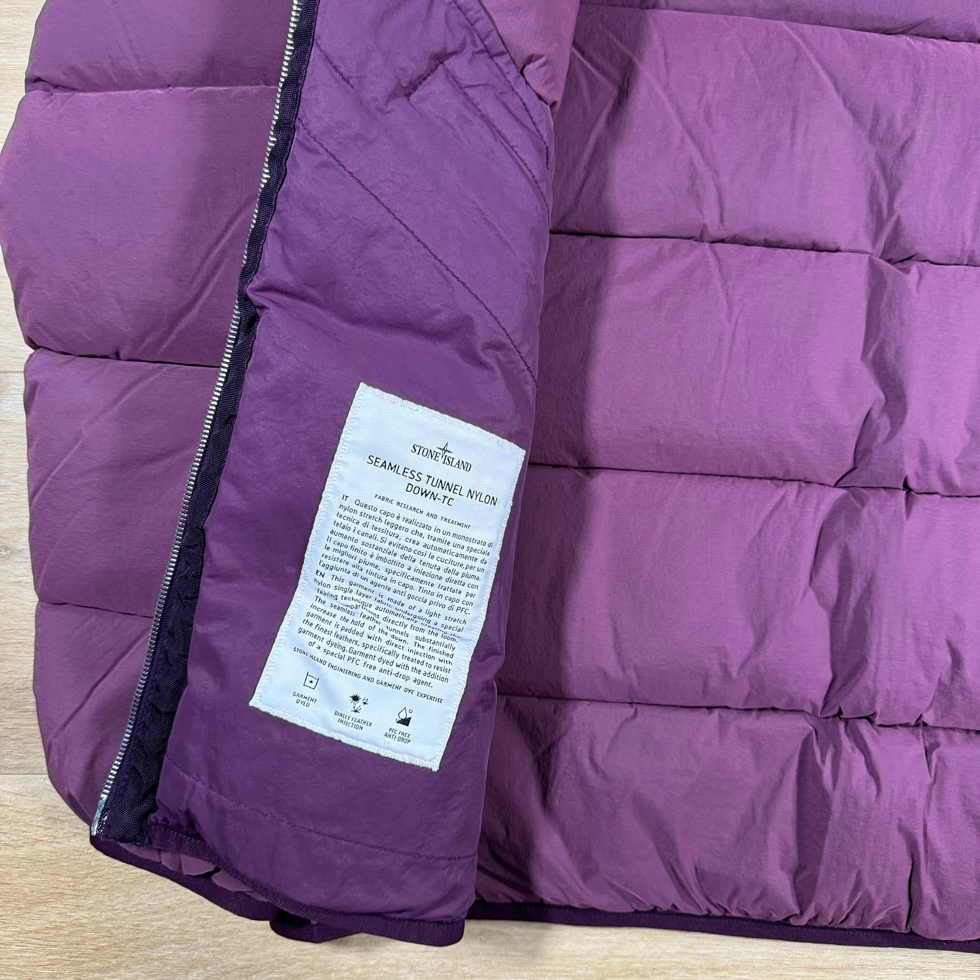 Stone Island Seamless Tunnel Down-TC Jacket in Burgundy Ironleague