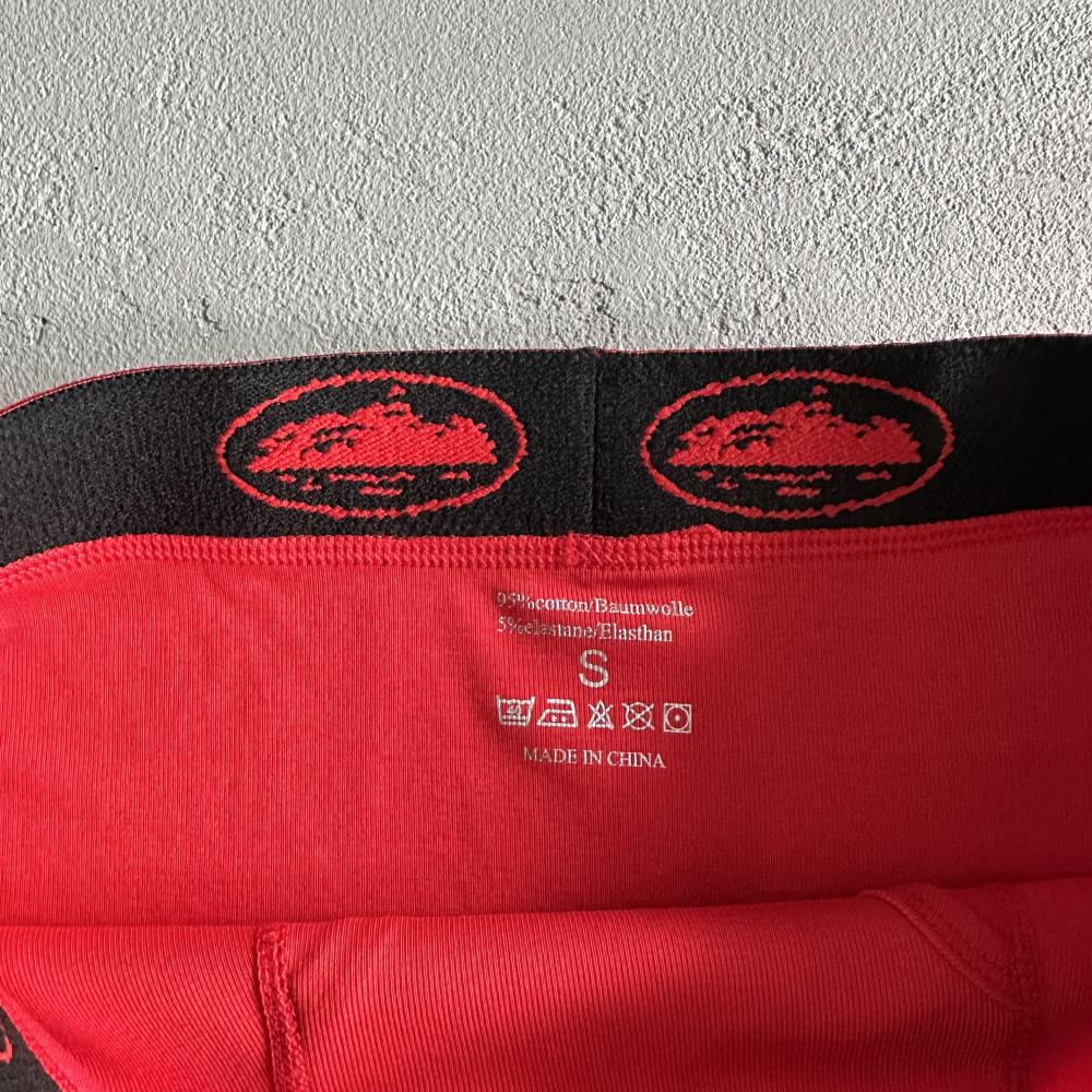 Corteiz Alcatraz Trousers - Red Ironleague
