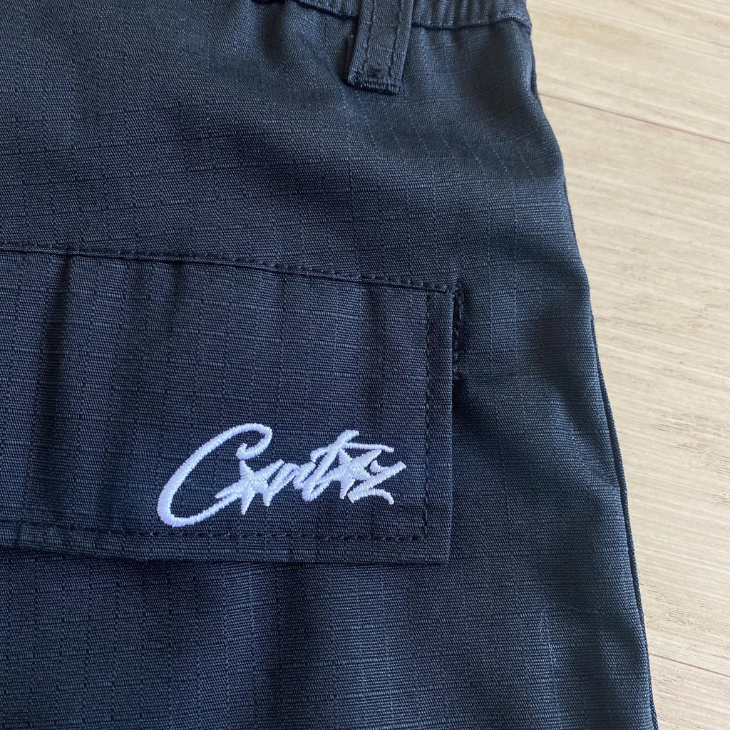 Corteiz New Cargo Shorts - Black Ironleague