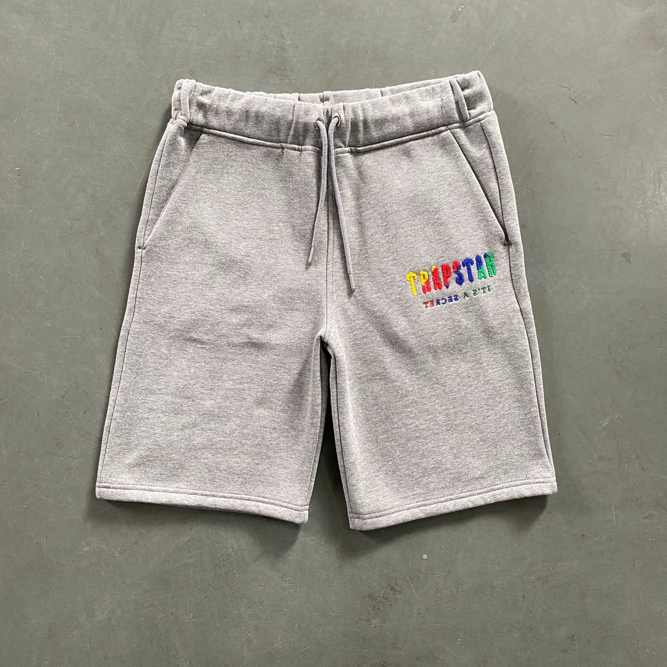 Trapstar Chenille Decoded Short Set - Grey/Black Ironleague