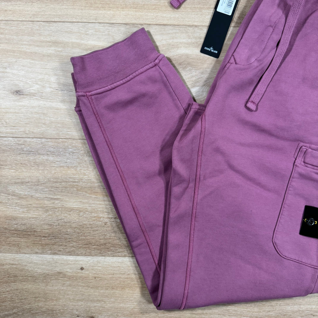 Stone Island Slim Fit Cargo Sweatpants in Onion Rose Ironleague