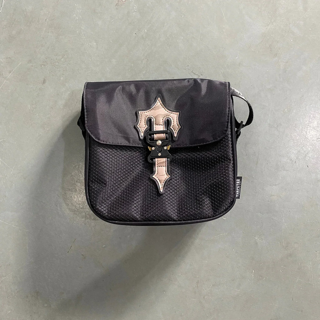 Trapstar Messenger Bag 1.0 - Black/Tiger Camo Ironleague