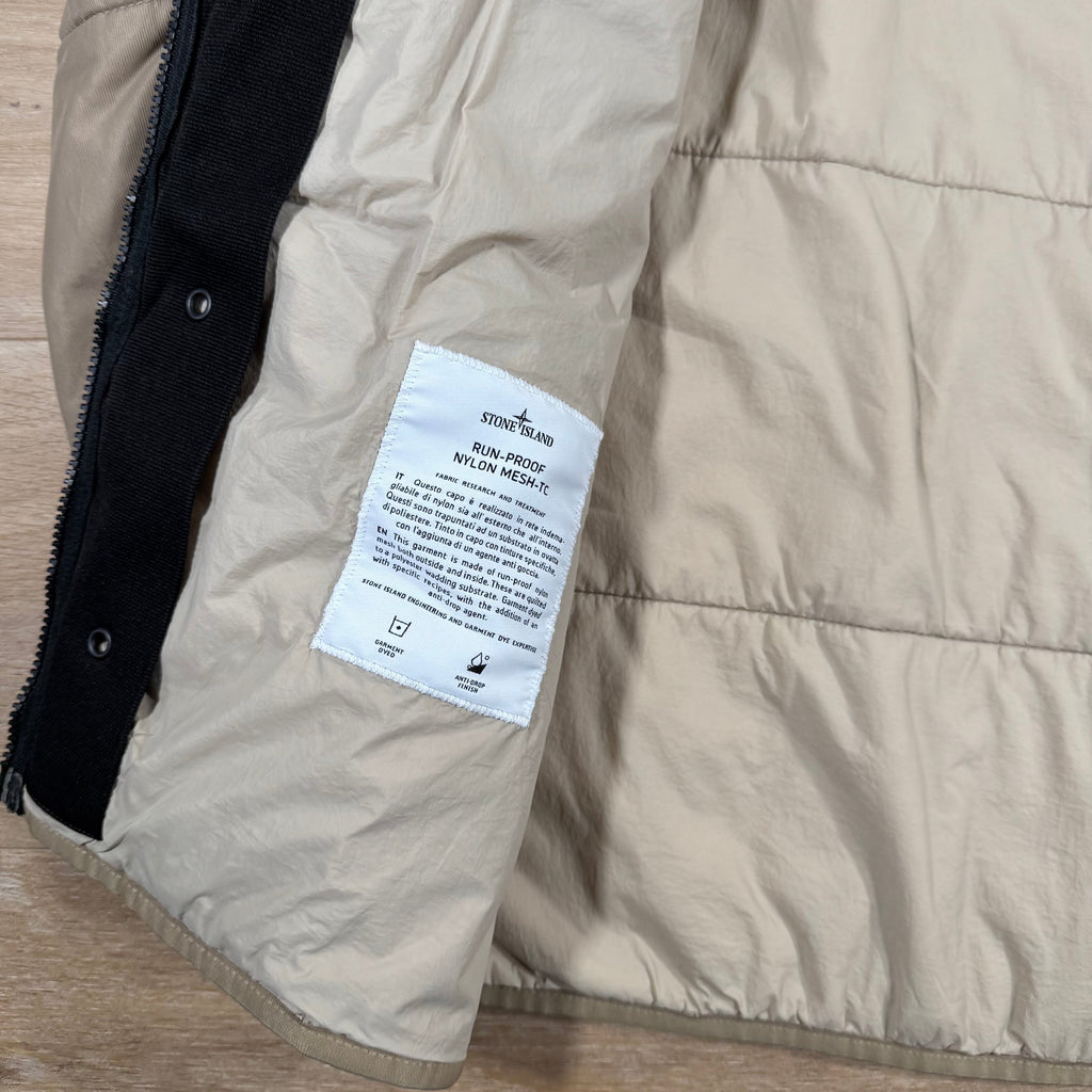 Stone Island Run-Proof Nylon Mesh-TC Reversible Jacket in Desert Ironleague