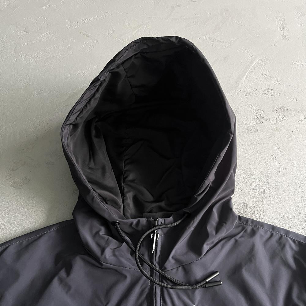 Trapstar Outline Arch Windbreaker - Black Ironleague