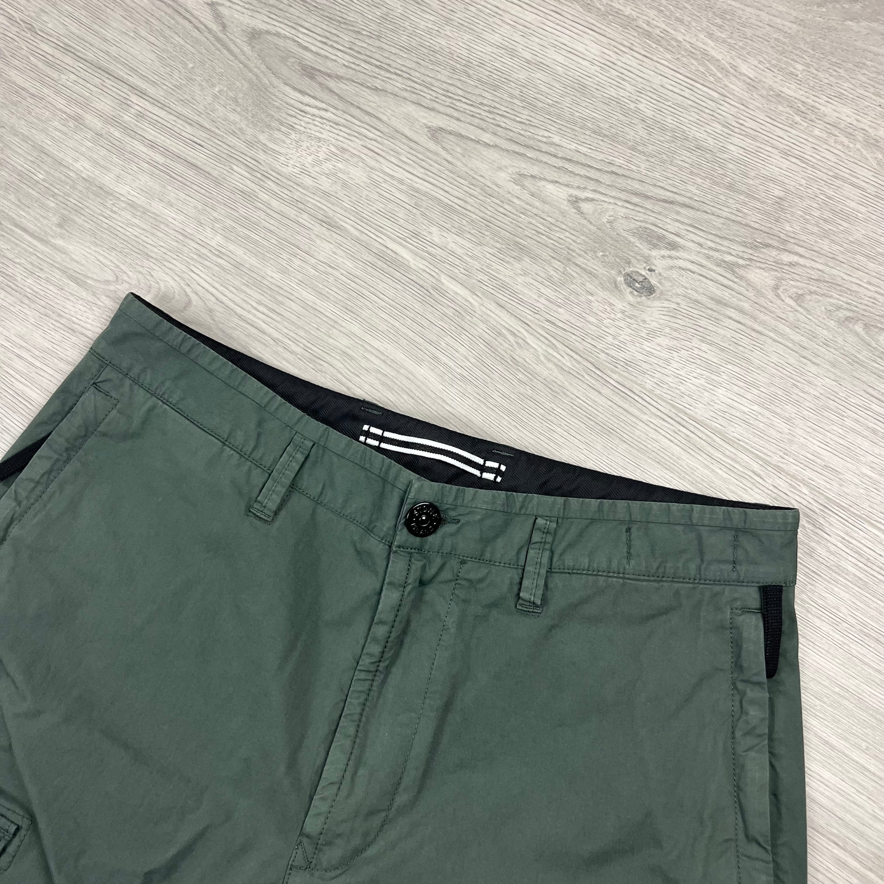 Stone Island Cargo Trousers - Musk Ironleague