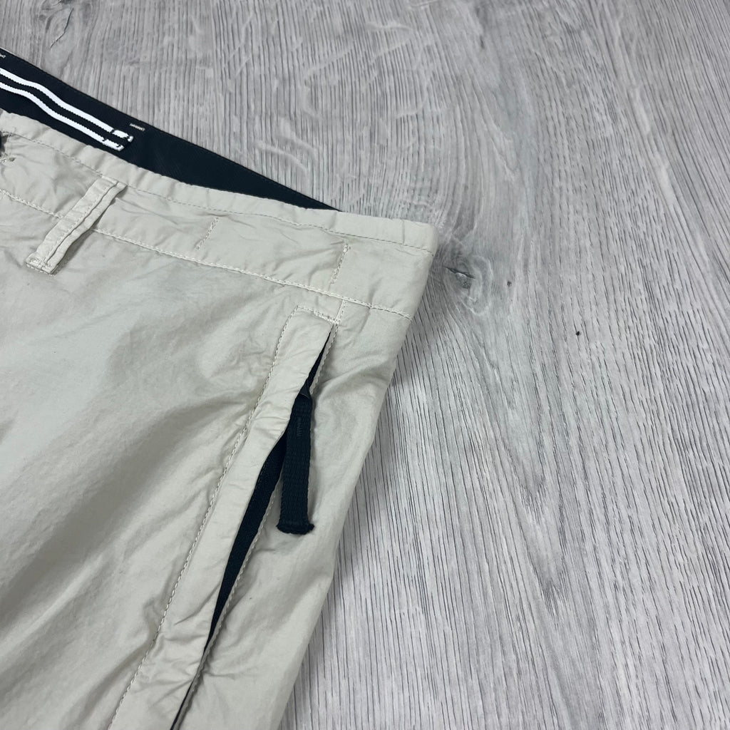 Stone Island Cargo Shorts - Sand Ironleague