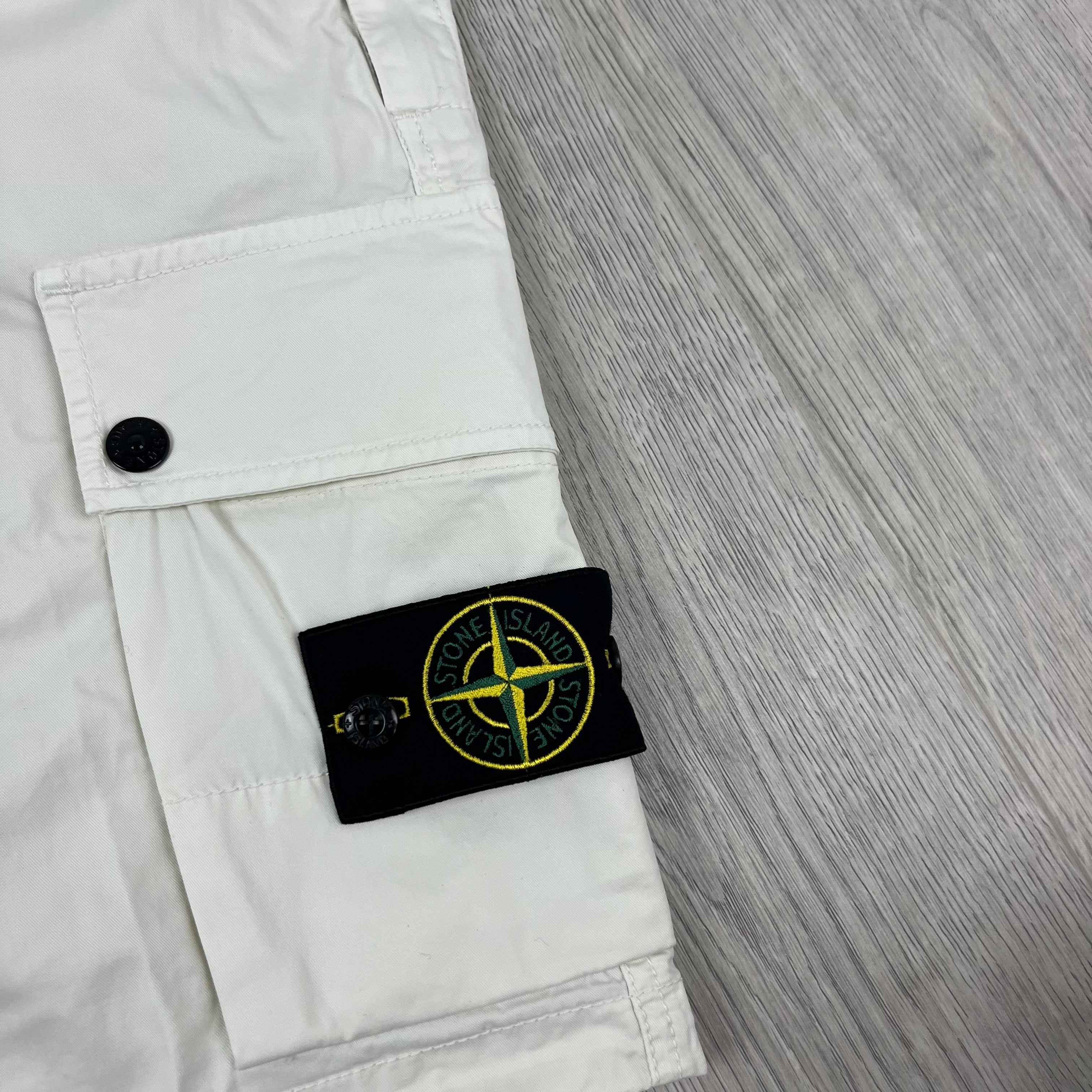 Stone Island Cargo Shorts - Ivory Ironleague
