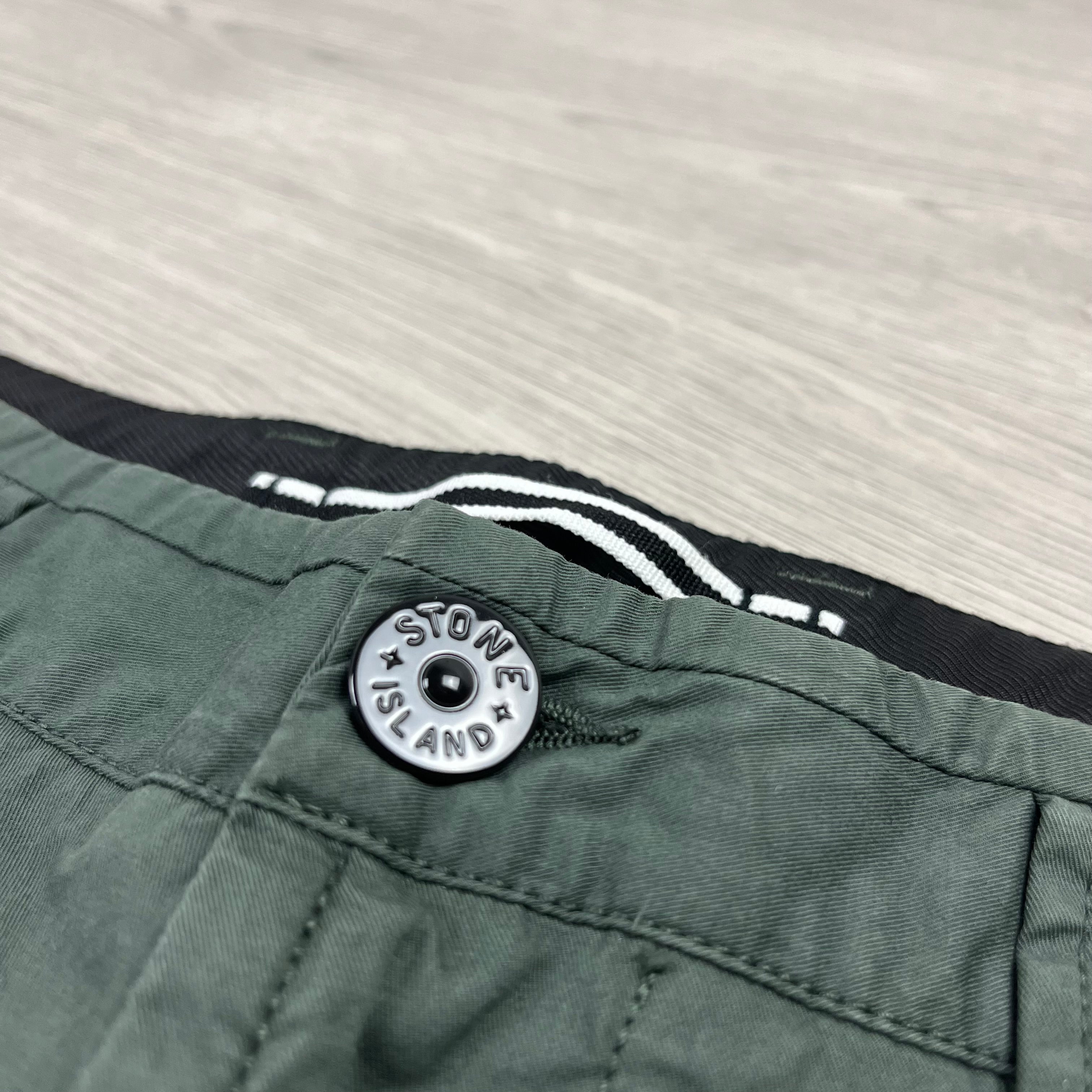 Stone Island Cargo Trousers - Musk Ironleague