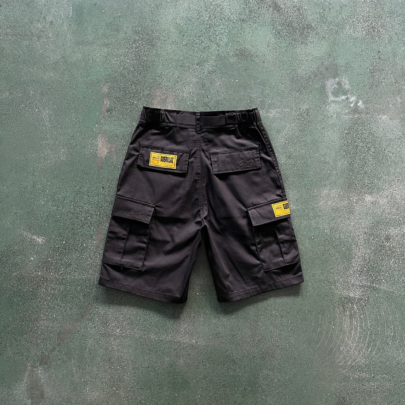 Corteiz Cargo Shorts - Black/Black Ironleague