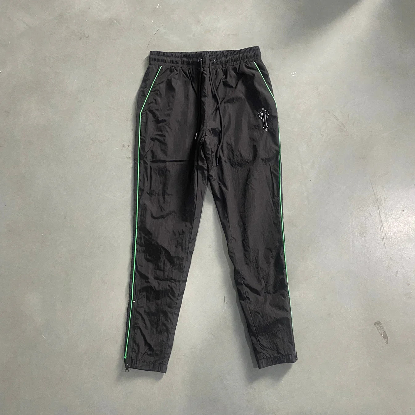 Trapstar Irongate T Shellsuit - Black/Green Ironleague