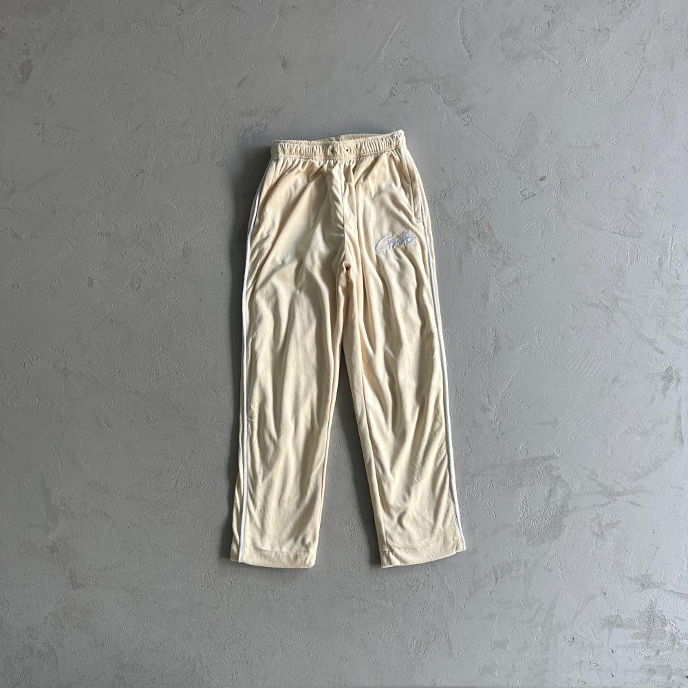 Corteiz Velour Set - Cream Ironleague