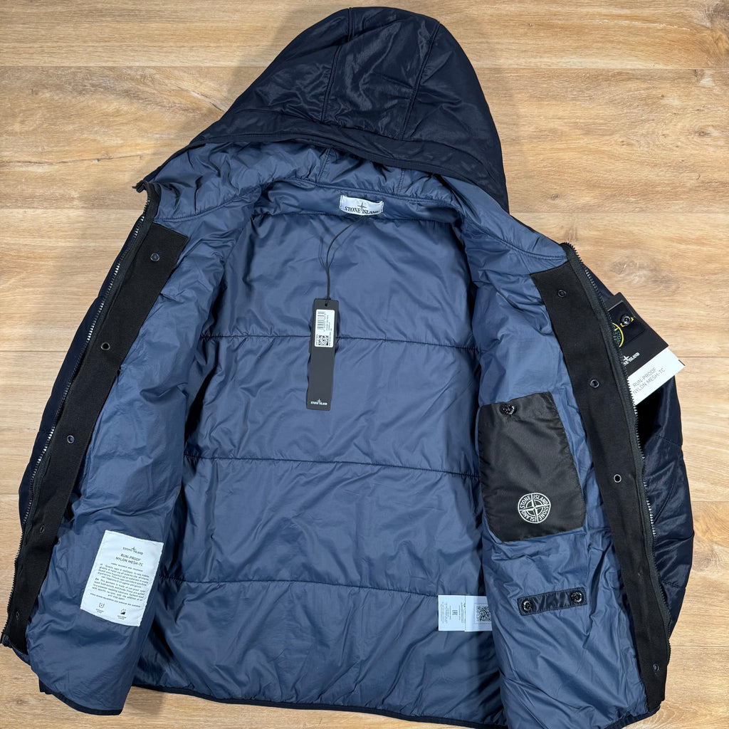 Stone Island Run-Proof Nylon Mesh-TC Reversible Jacket in Navy Ironleague