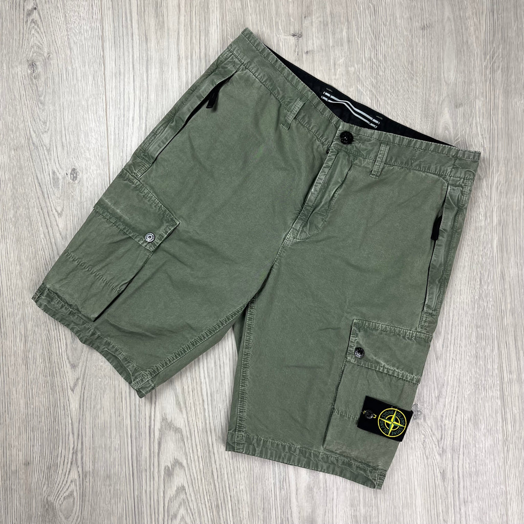 Stone Island Cargo Shorts - Musk Green Ironleague