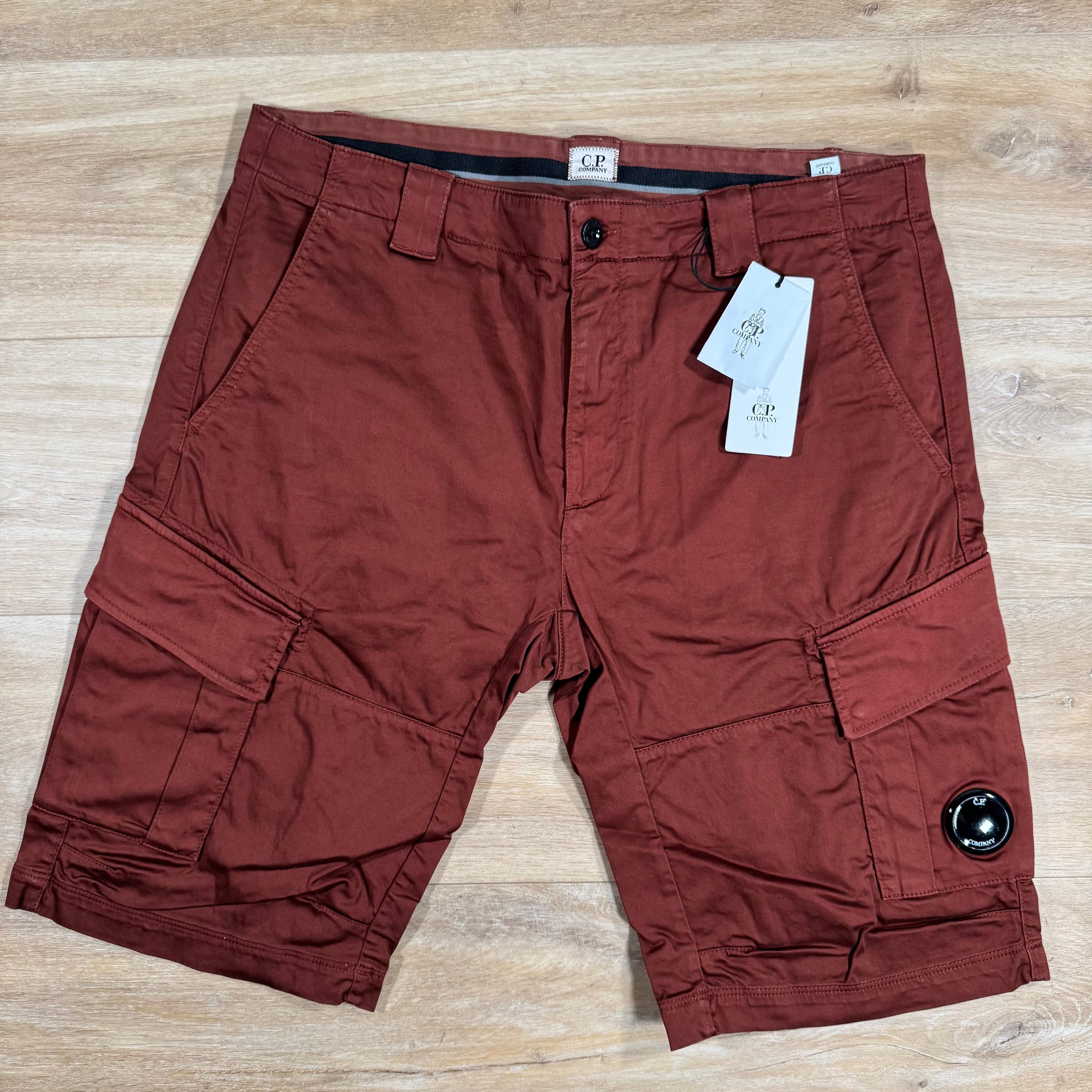 CP Company Stretch Sateen Lens Cargo Shorts in Sable - Brown Ironleague