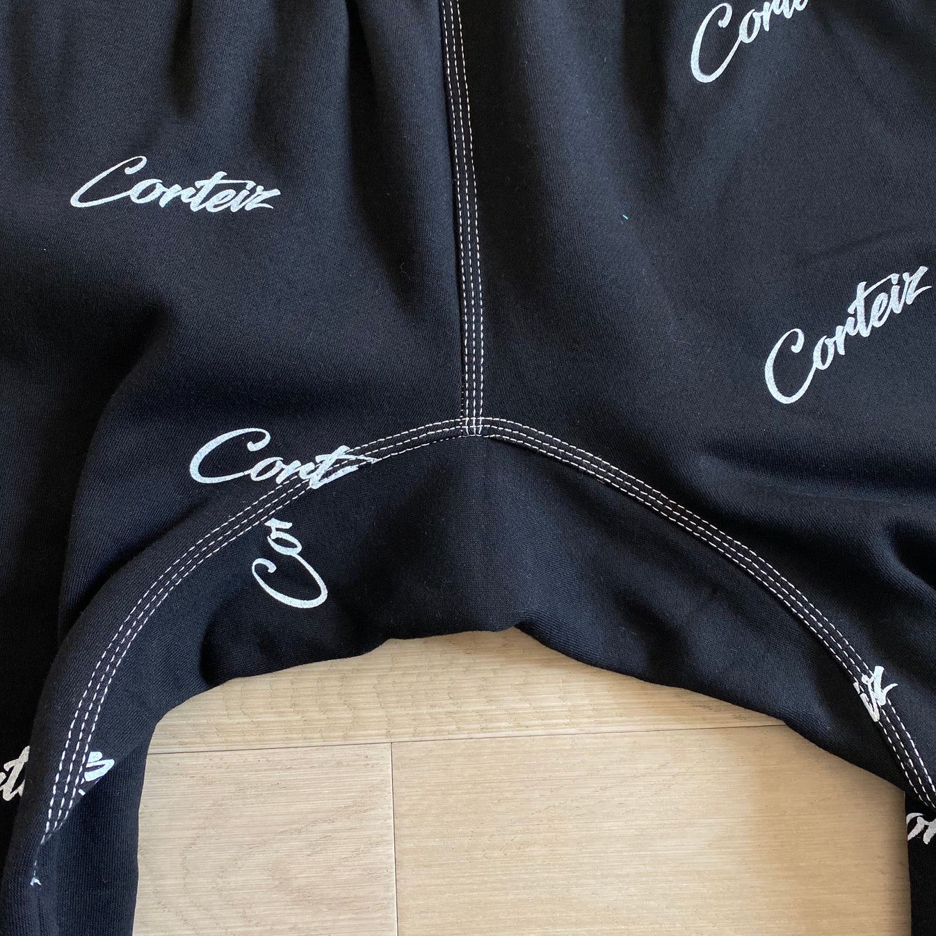 Corteiz All Over Print Joggers - Black/White Ironleague