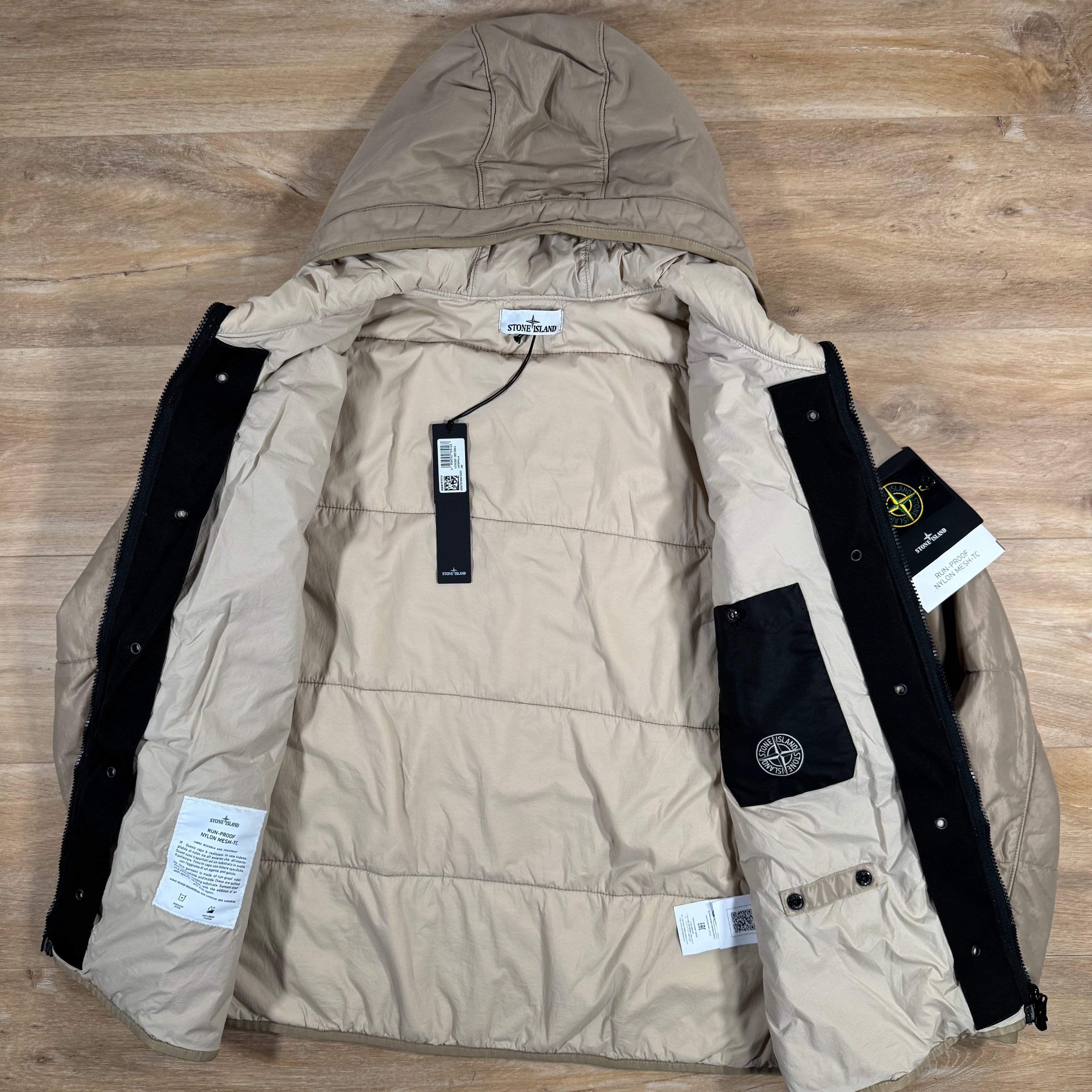 Stone Island Run-Proof Nylon Mesh-TC Reversible Jacket in Desert Ironleague