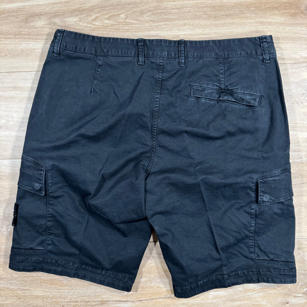 Stone Island Stretch Twill Cargo Shorts in Black Ironleague