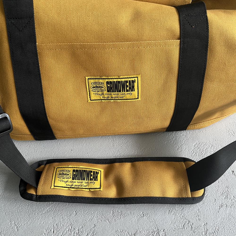 Corteiz Alcatraz Duffle Bag - Yellow Ironleague