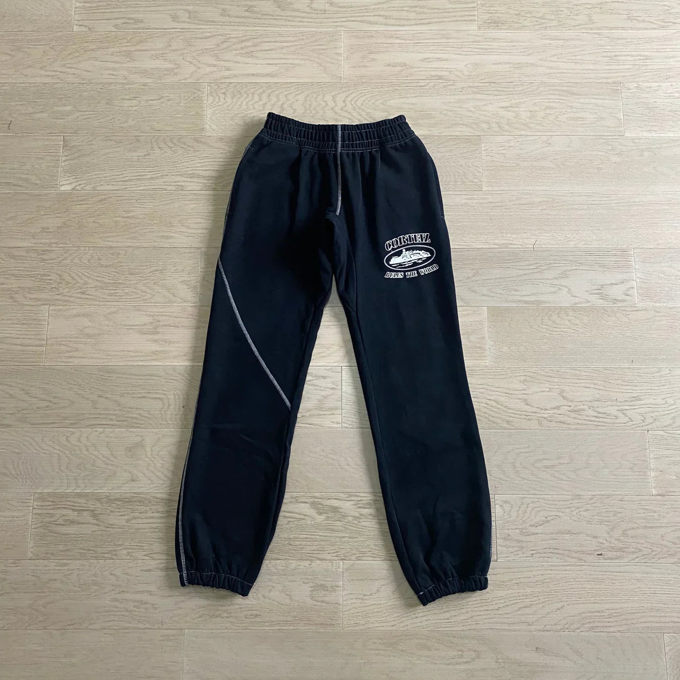 Corteiz Alcatraz Jogging Pants - Black/White Ironleague