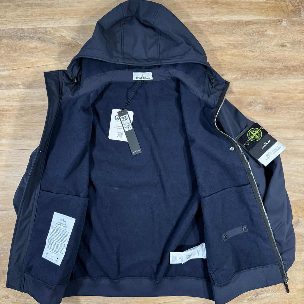 Stone Island Soft Shell-R Jacket in Navy Ironleague