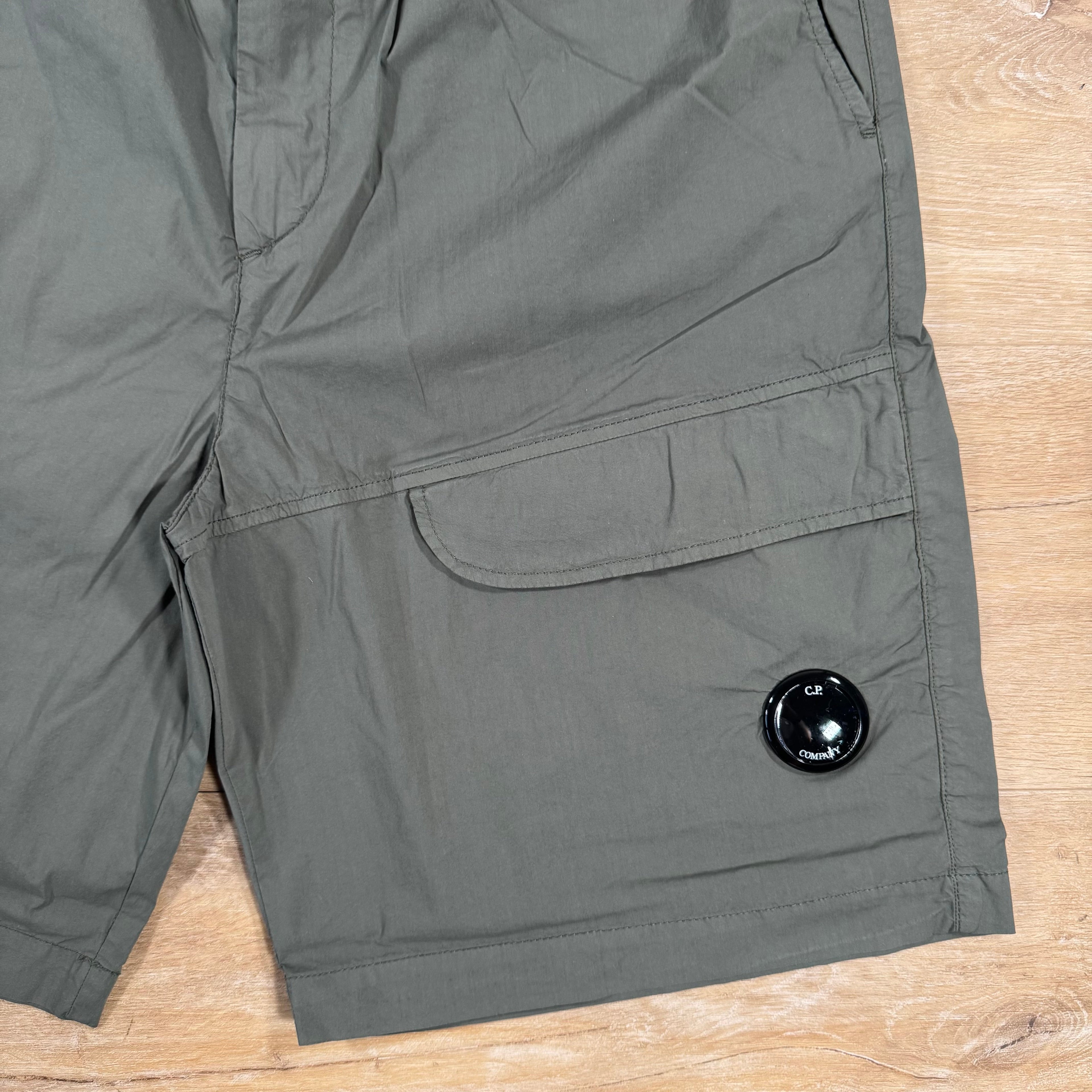 CP Company 50 Fili Stretch Cargo Shorts in Thyme - Green Ironleague