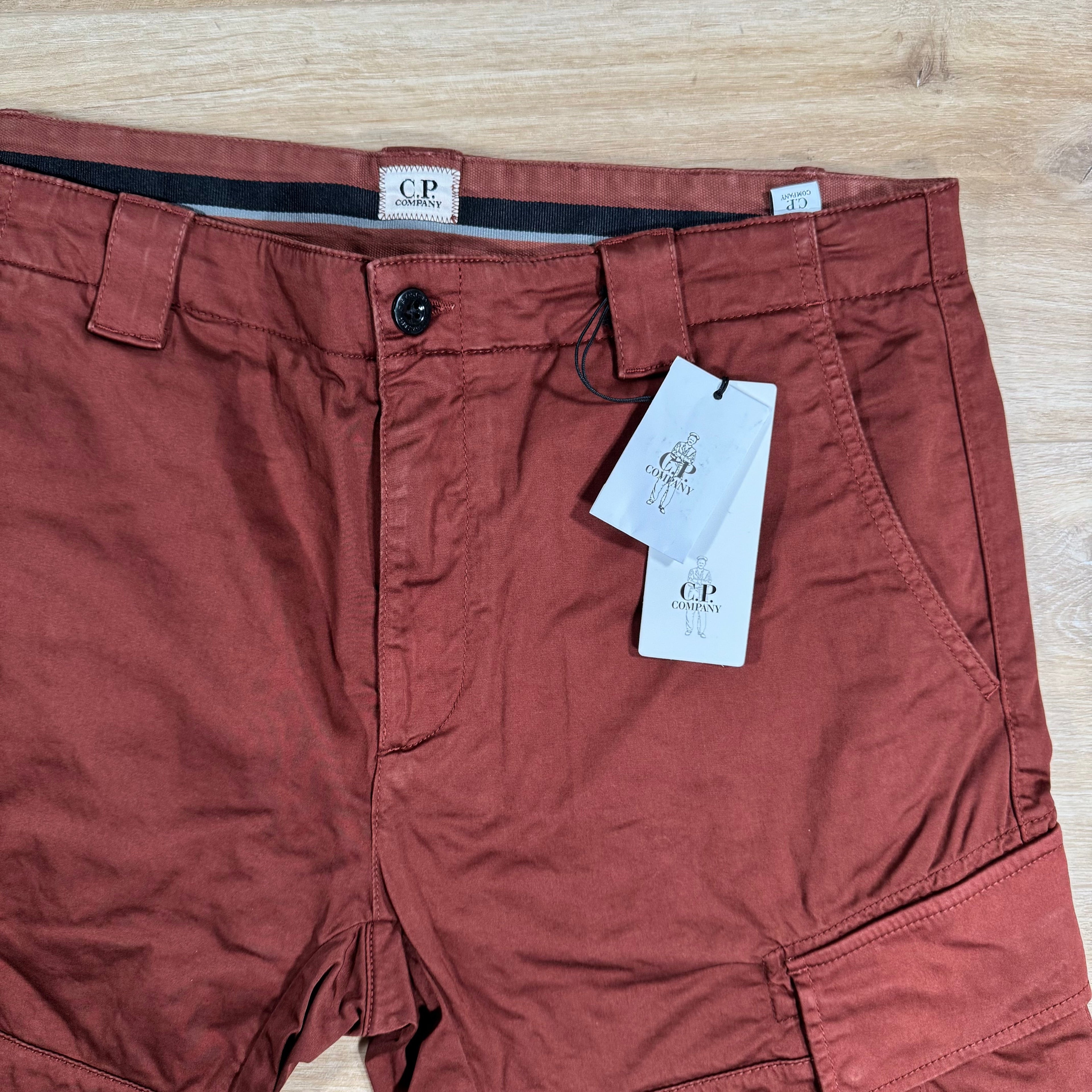CP Company Stretch Sateen Lens Cargo Shorts in Sable - Brown Ironleague
