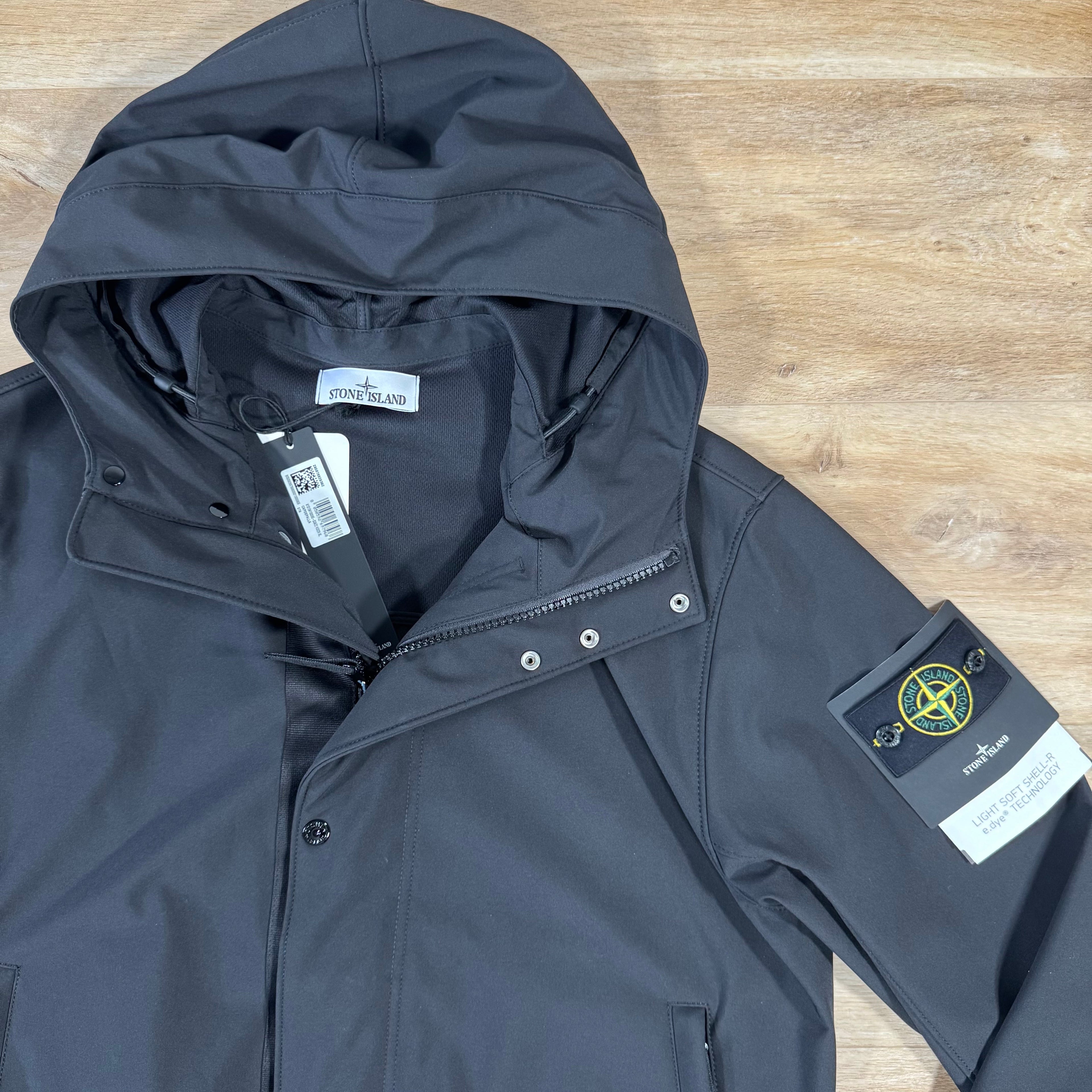 Stone Island Light Soft Shell-R Jacket in Black Ironleague