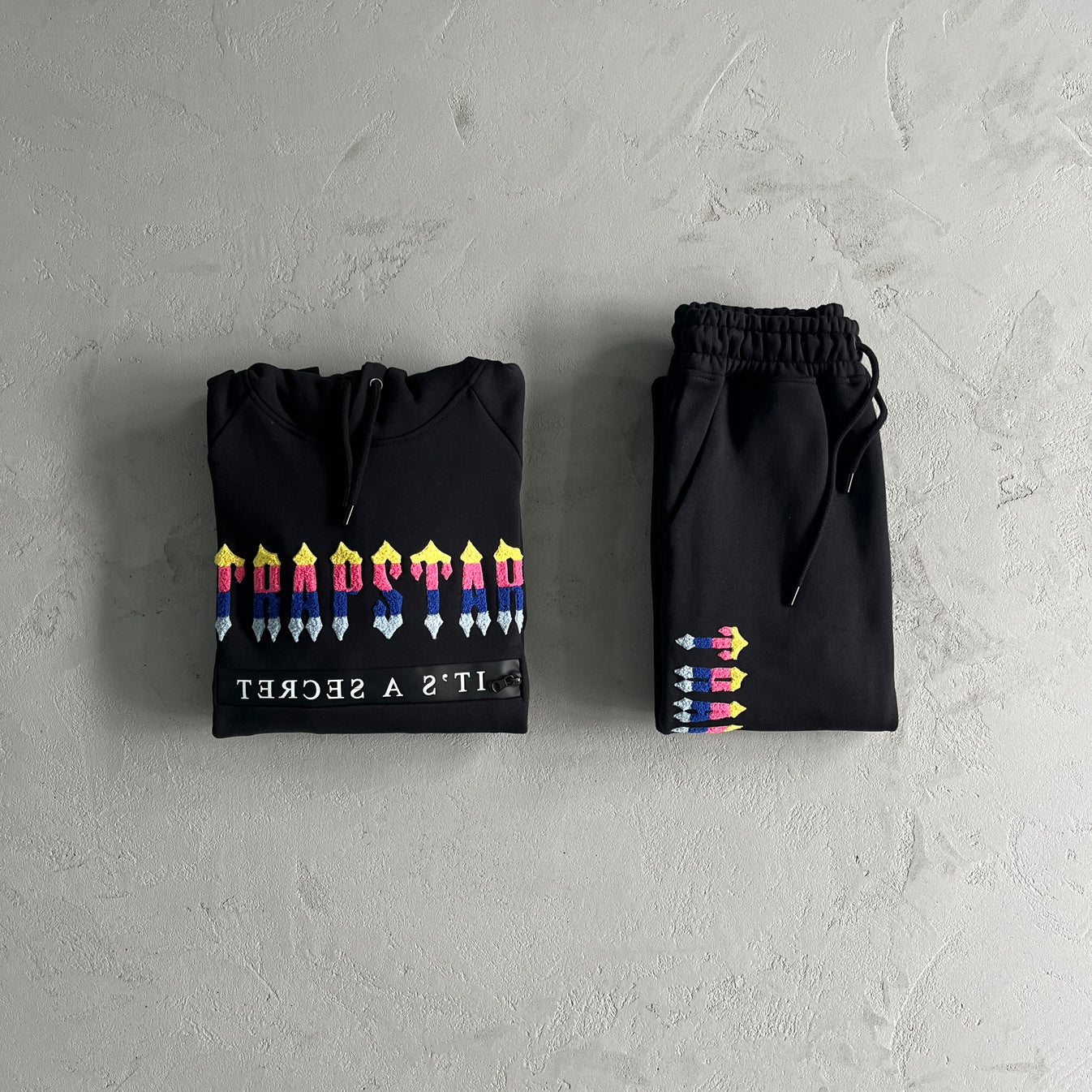 Trapstar Chenille Decoded 2.0 Tracksuit - Black/Rainbow Ironleague