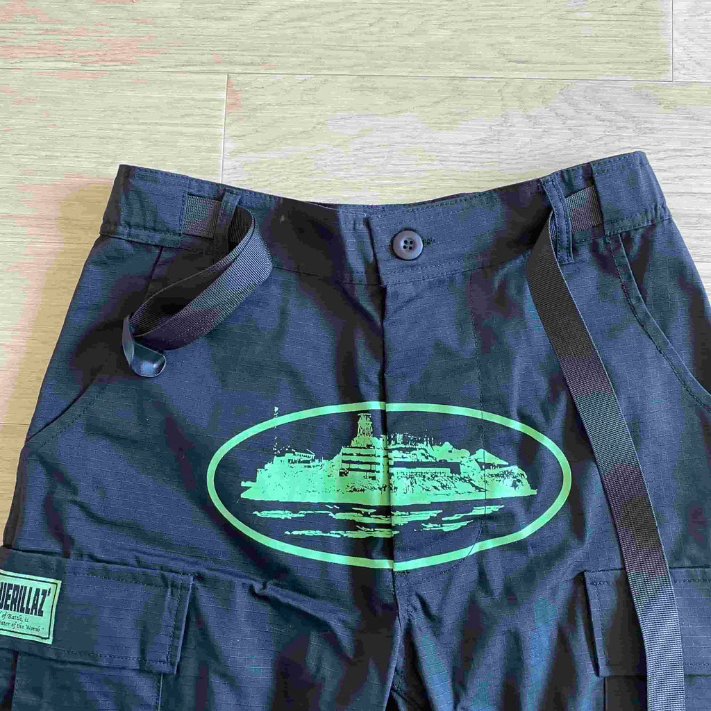 Corteiz Island Cargo Pants - Black/Green Ironleague