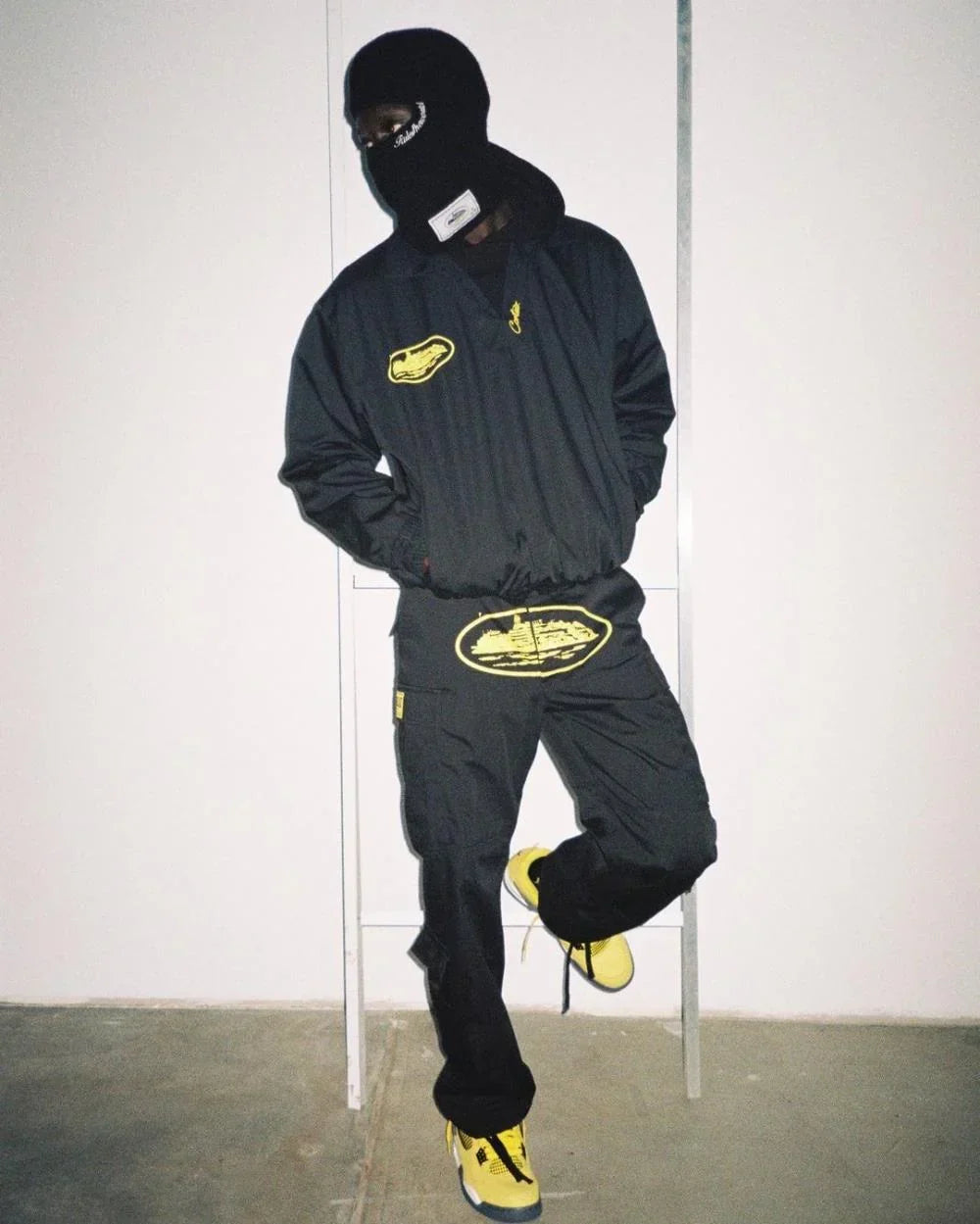 Corteiz Island Cargo Pants - Black/Yellow Ironleague