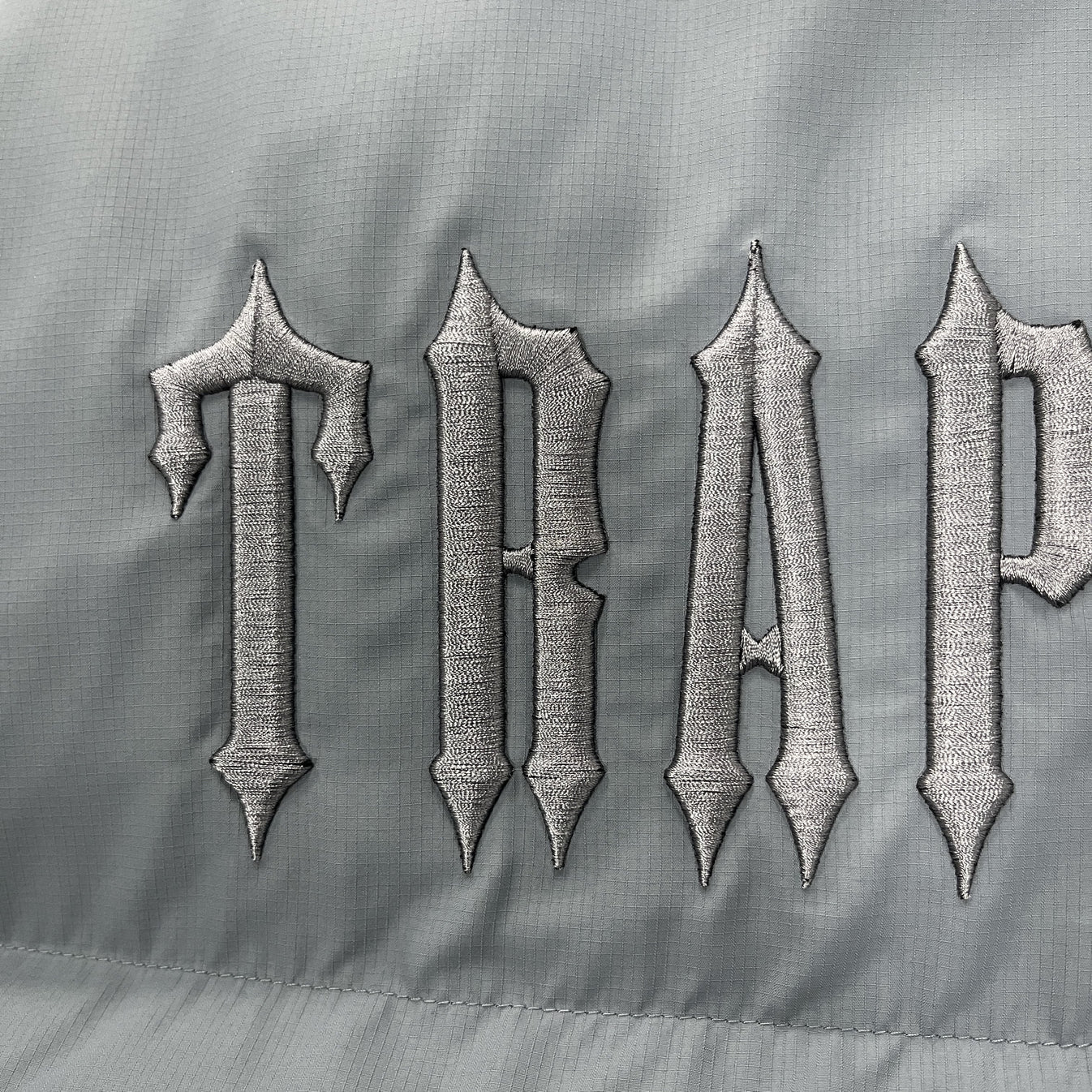 Trapstar Decoded 2.0 Hooded Puffer Jacket - Grey Ironleague