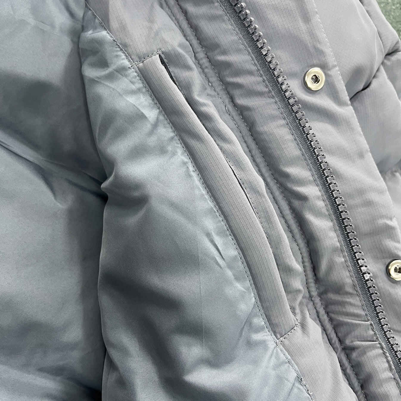 Trapstar Decoded 2.0 Hooded Puffer Jacket - Grey Ironleague