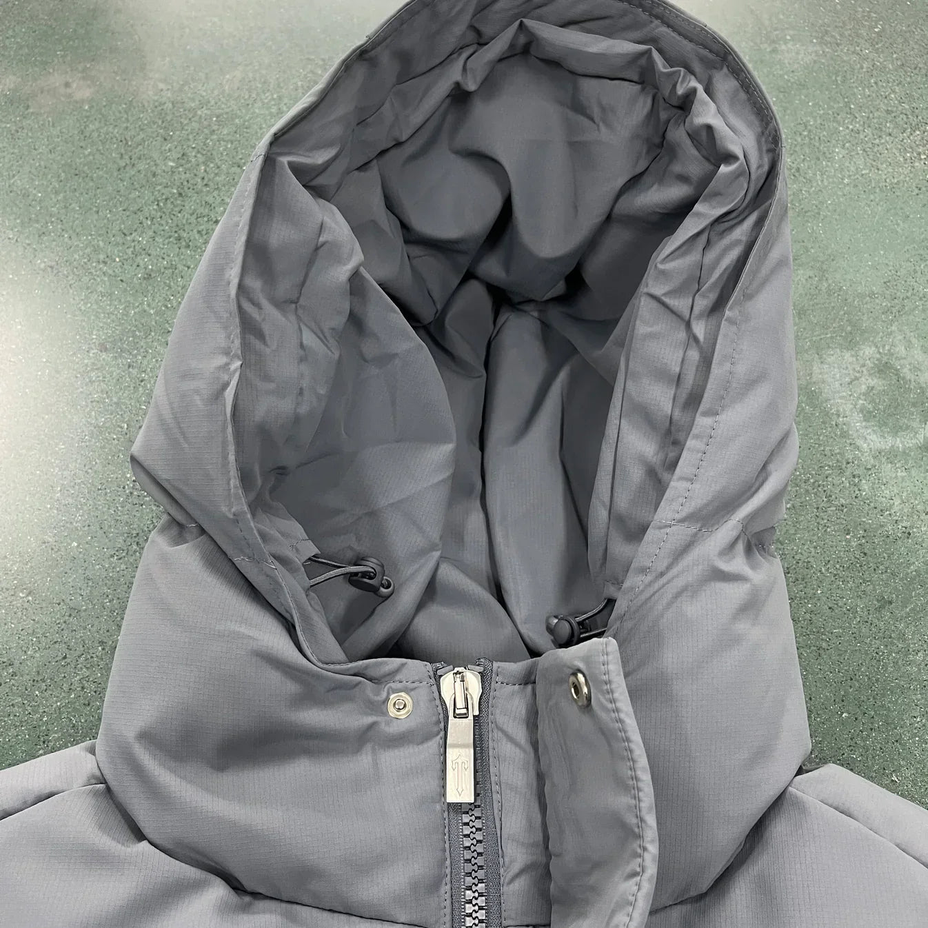 Trapstar Decoded 2.0 Hooded Puffer Jacket - Grey Ironleague