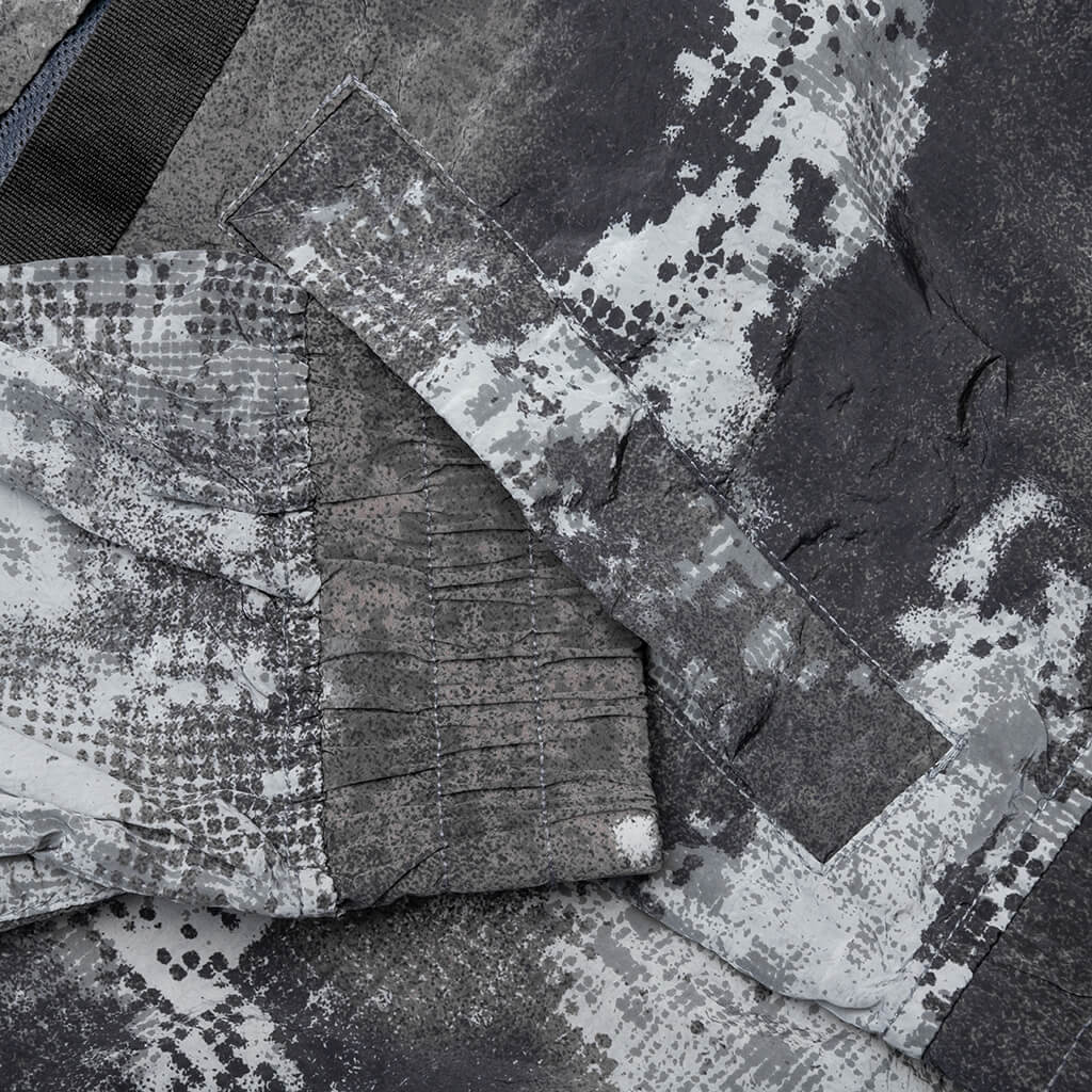 Stone Island Dissolving Grid Camo Jacket - Grey