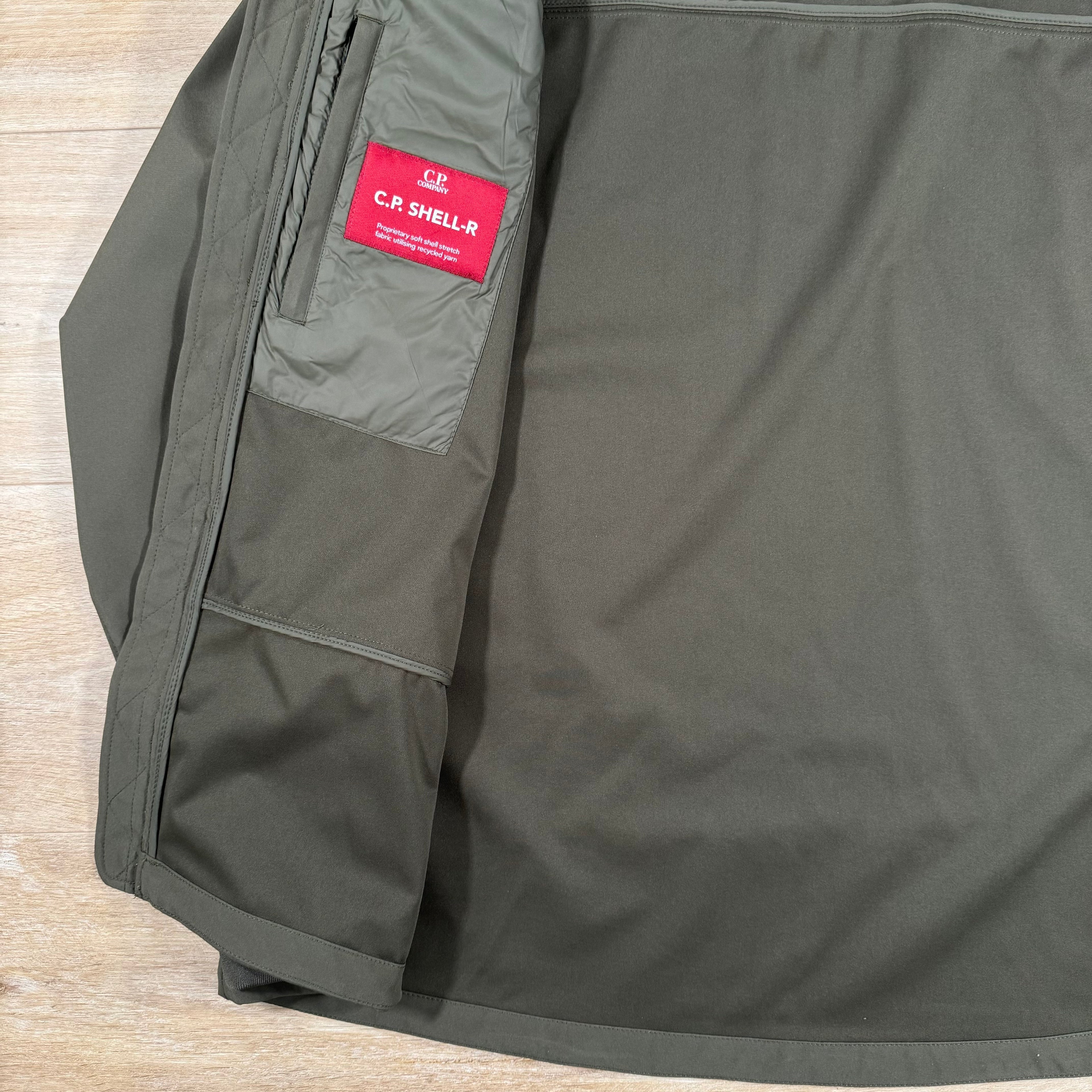 CP Company Shell-R Goggle Jacket in Ivy Green Ironleague