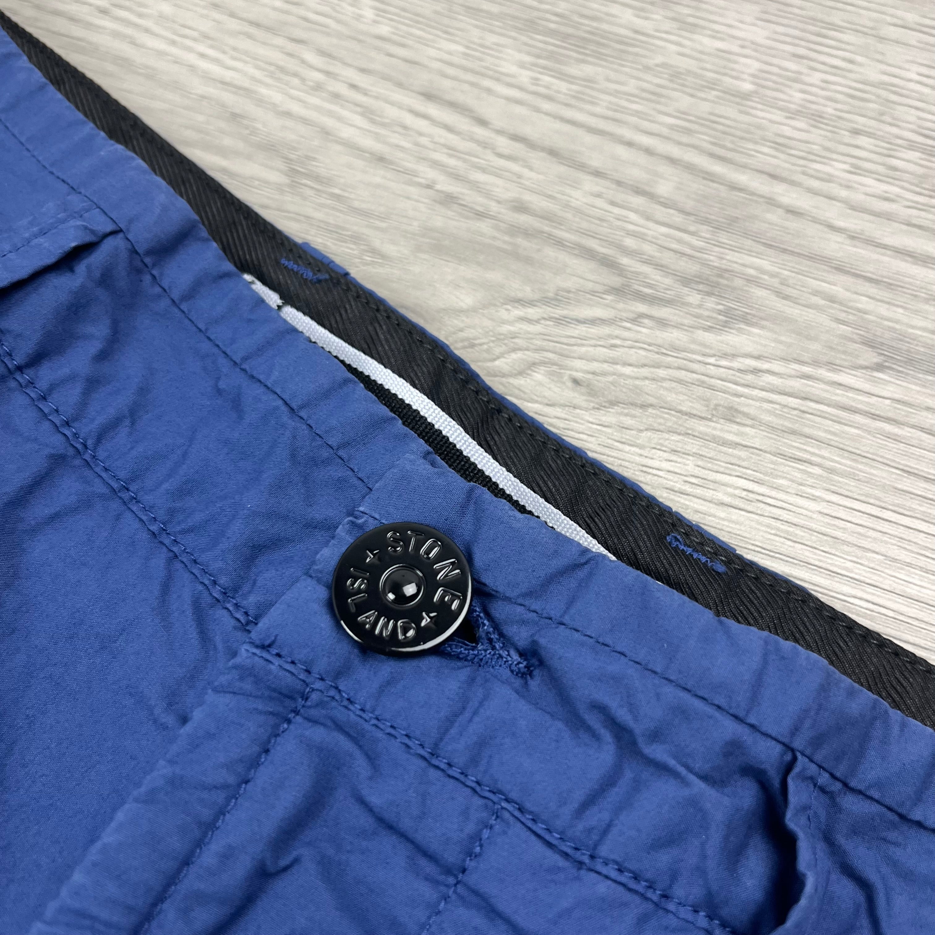 Stone Island Cargo Shorts - Blue Ironleague