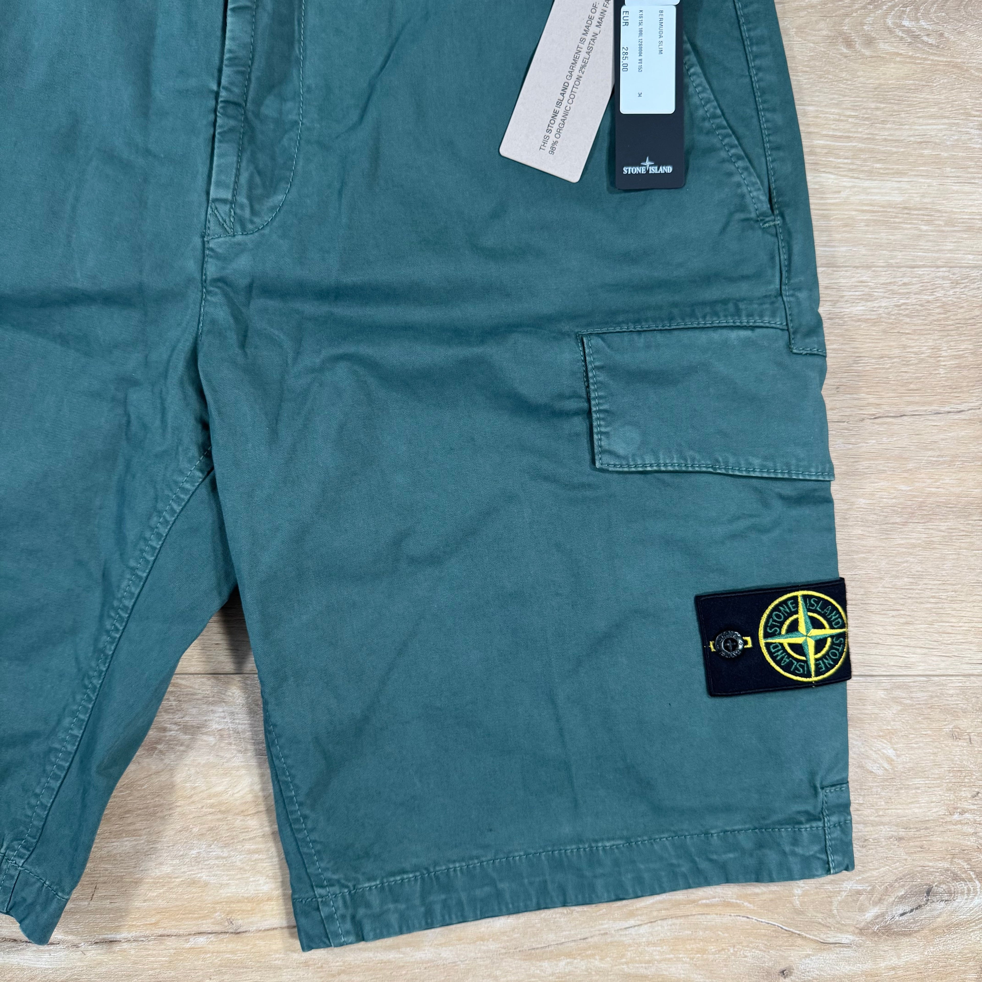 Stone Island Stretch Twill Cargo Shorts in Bottle Green Ironleague