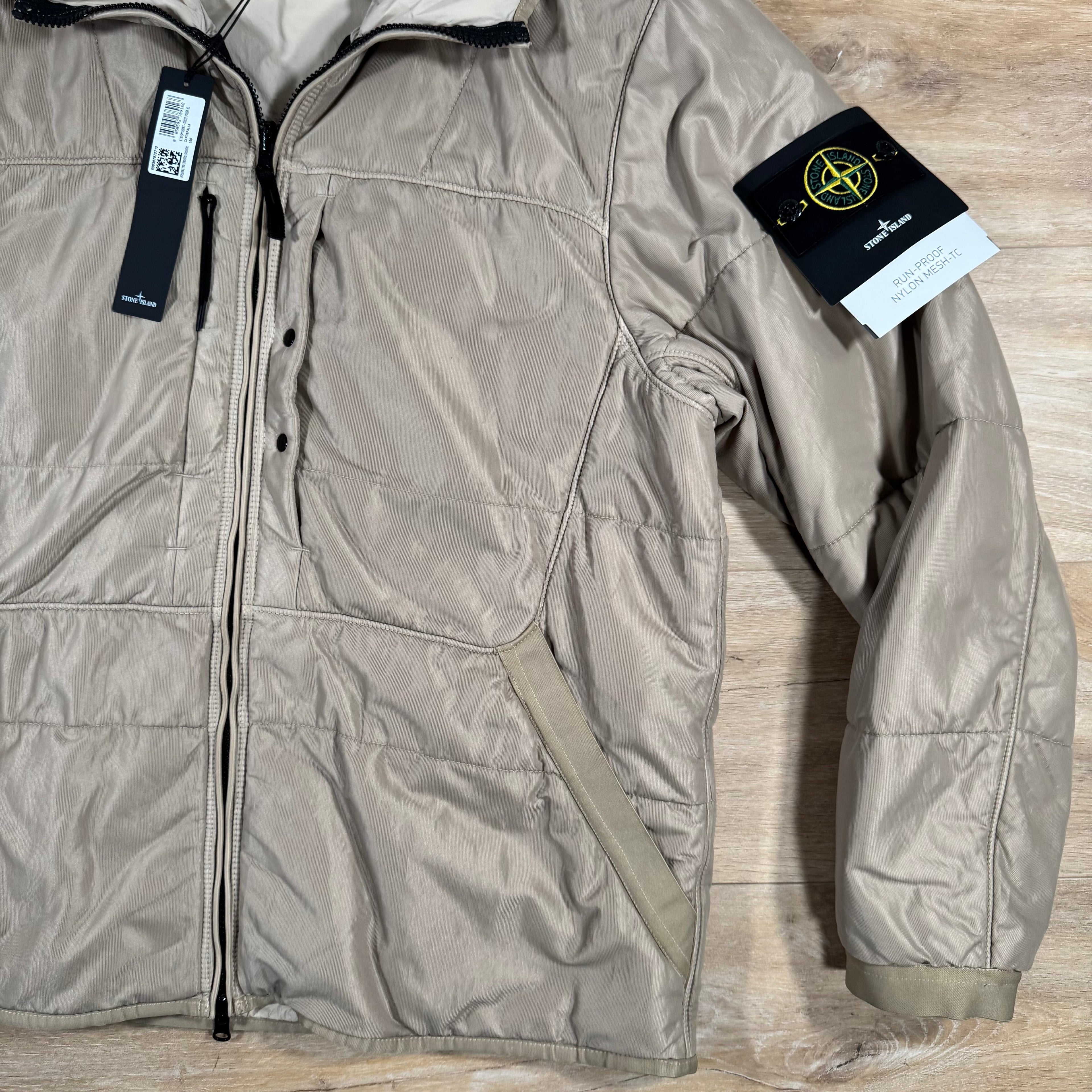 Stone Island Run-Proof Nylon Mesh-TC Reversible Jacket in Desert Ironleague