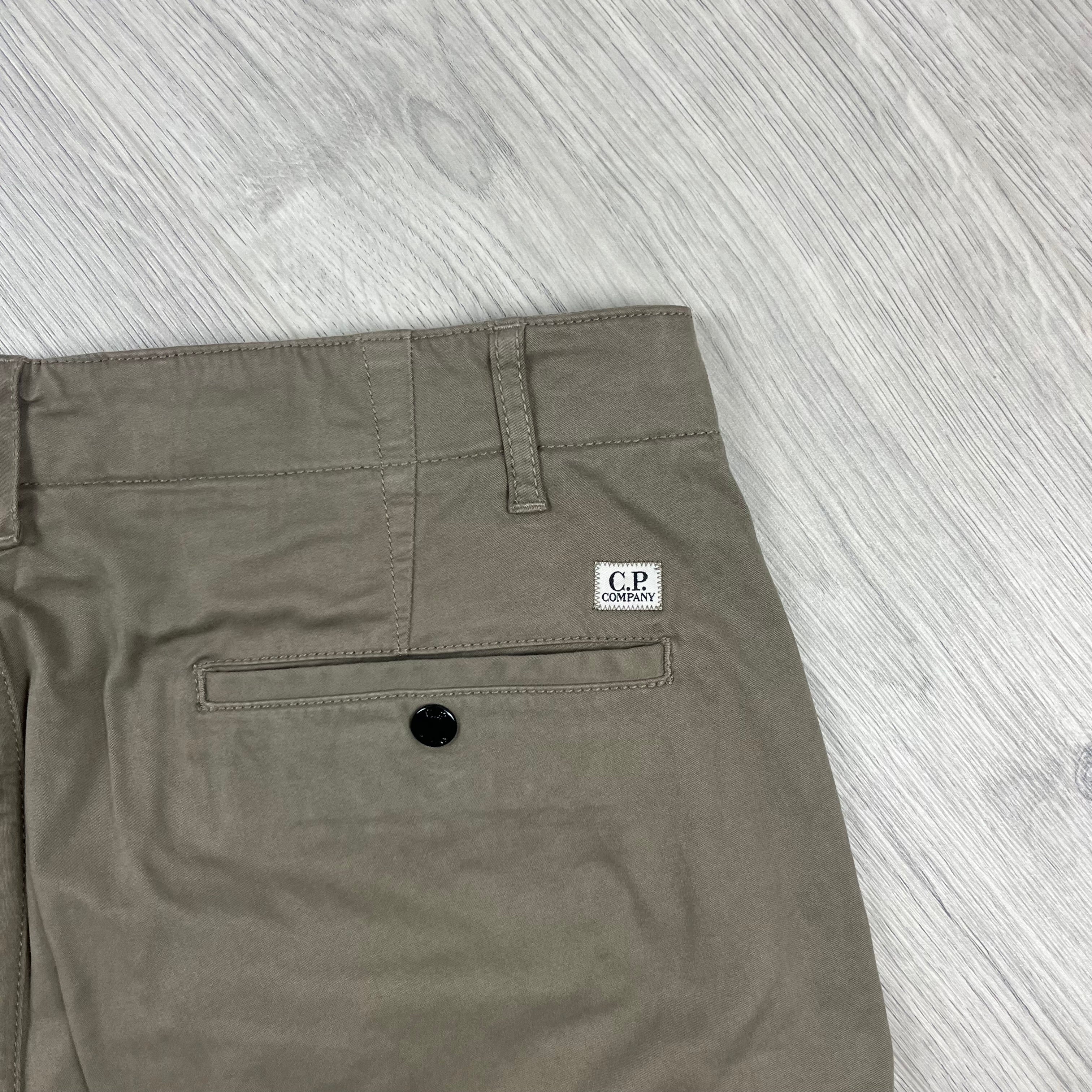 CP Company Cargo Trousers - Walnut Ironleague