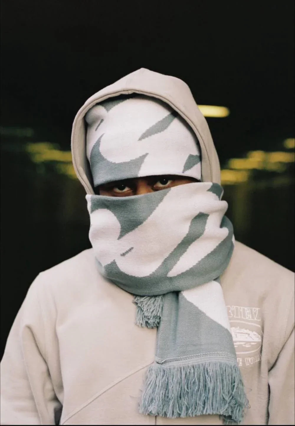 Corteiz Scarf - Grey/White Ironleague