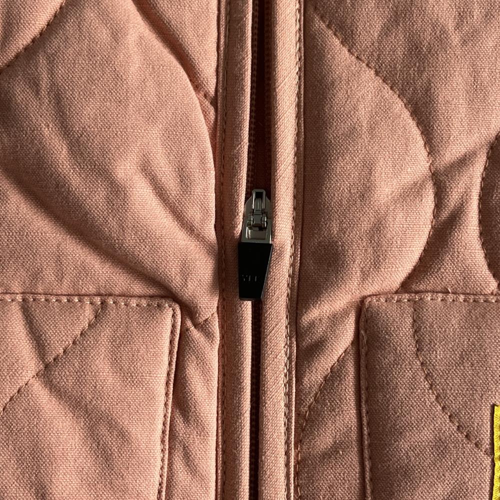 Corteiz Guerillaz Lightweight Quilted Vest - Pink Ironleague